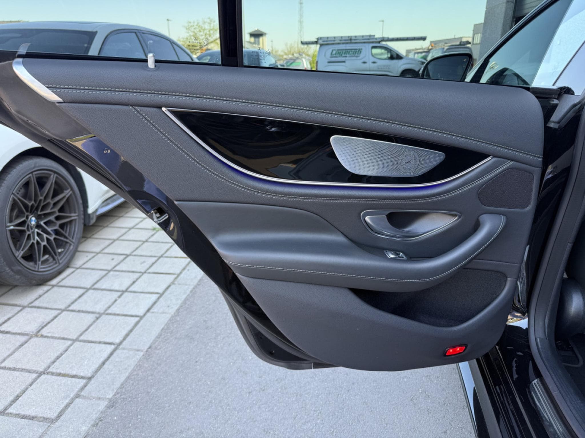 Mercedes AMG GT 4-Door GT53 4-Door / 4 MATIC/ RIDE CONTROL/ 360°/ AMG PERFORMANCE (2022) - Photo 25