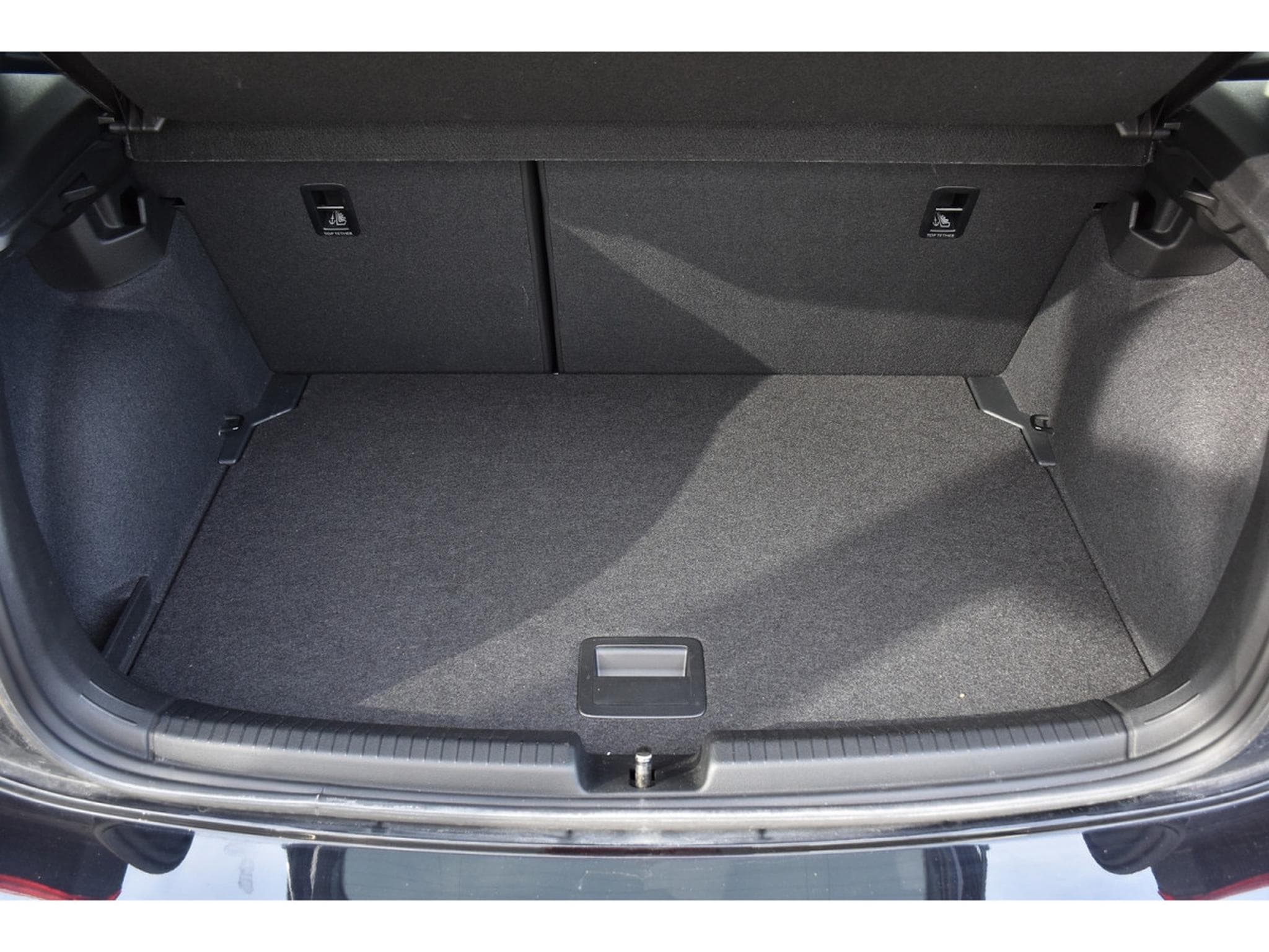 VW Polo 2.0 TSI DSG ACC TRAVEL LANE SIDE IQ.LIGHT PARK ASSIST 1°MAIN (2024) - Foto 23