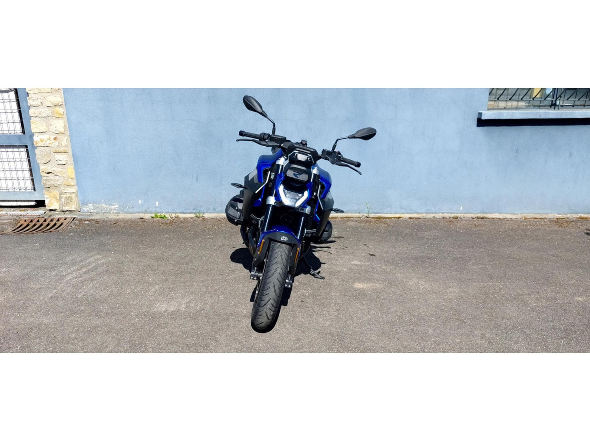 BMW R 1300 R (2025) - Photo 3