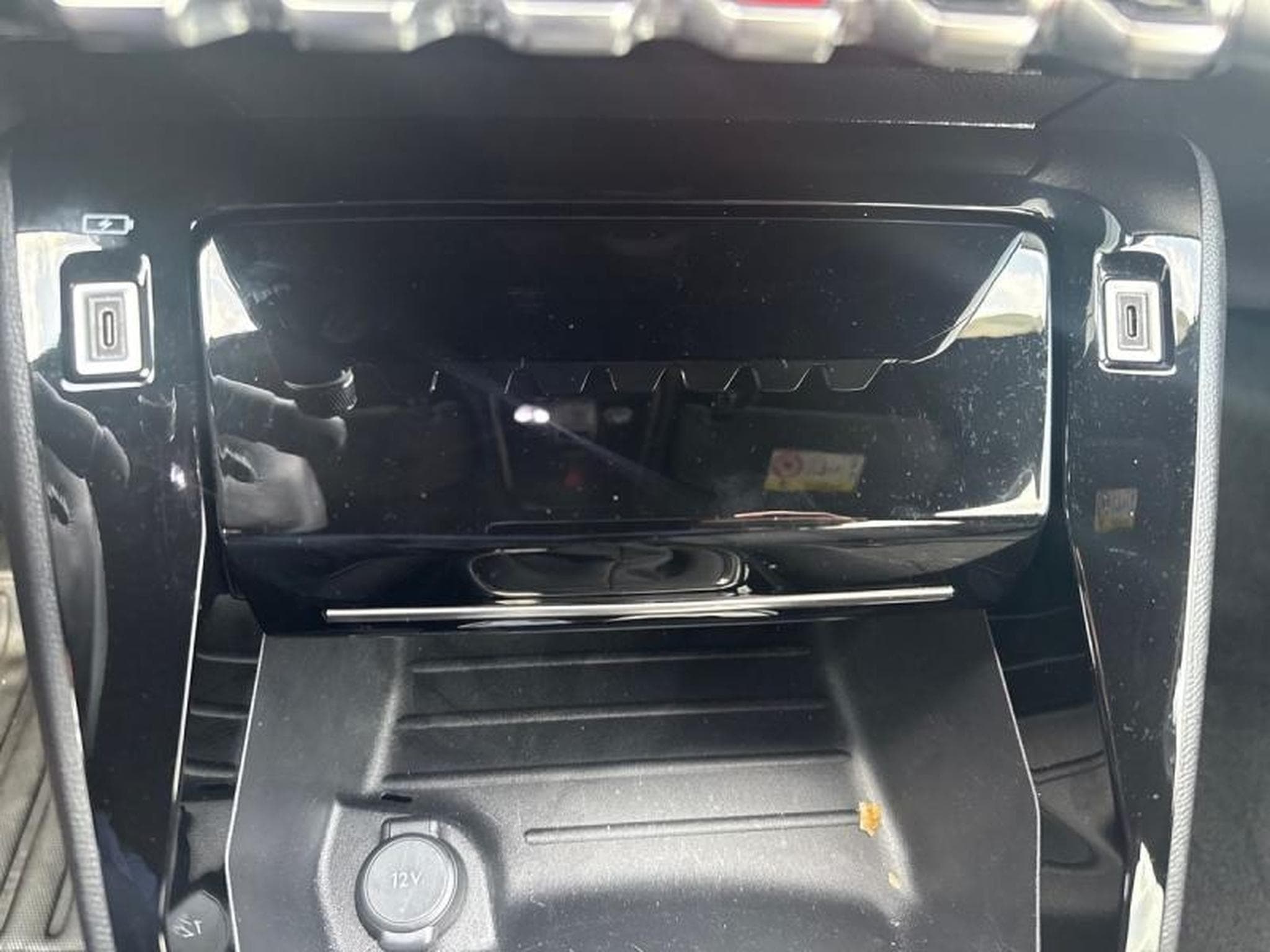 PEUGEOT 2008 1.2 100ch S&S Allure (2024) - Foto 11