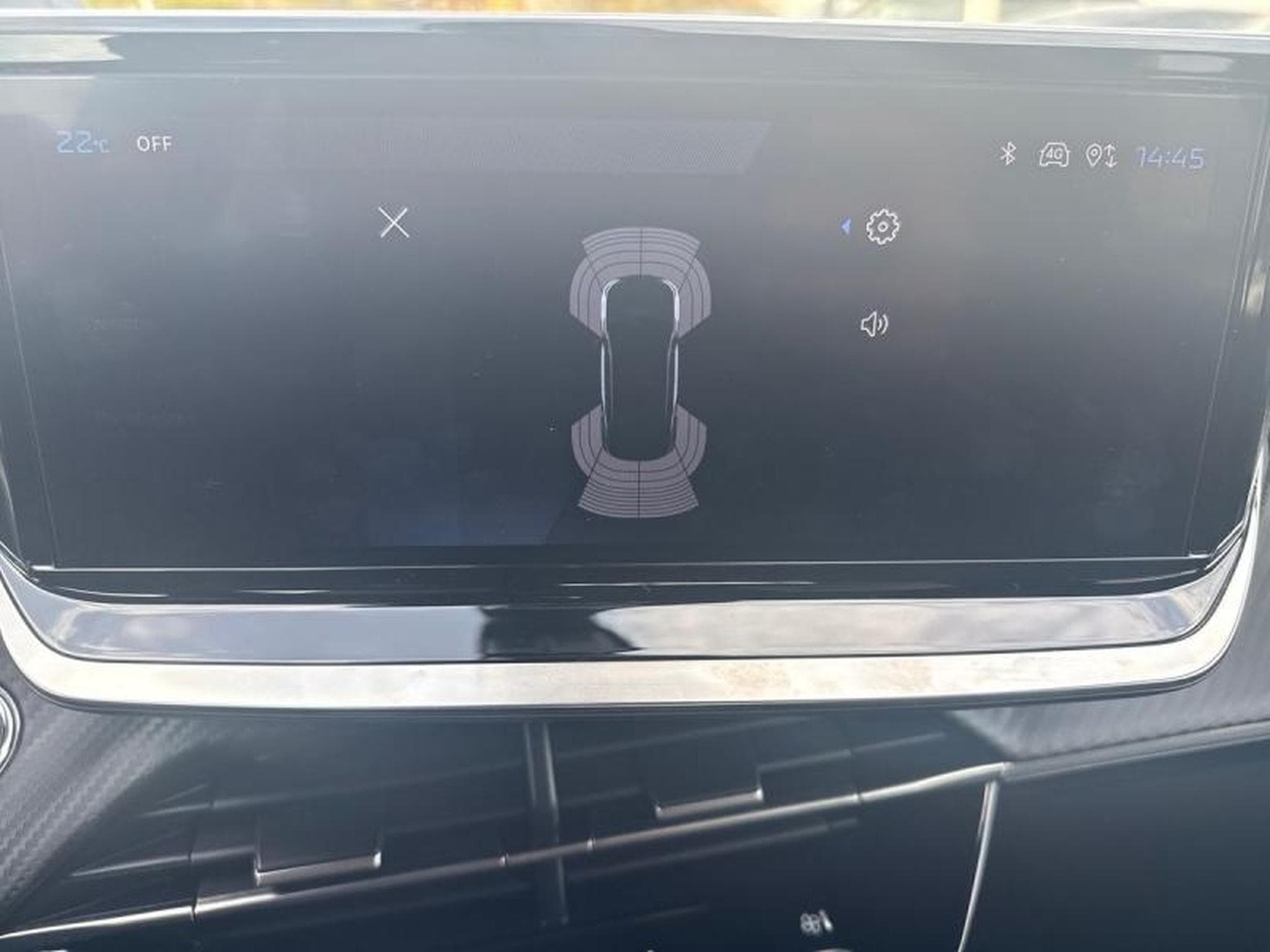 PEUGEOT 2008 1.2 100ch S&S Allure (2024) - Foto 9