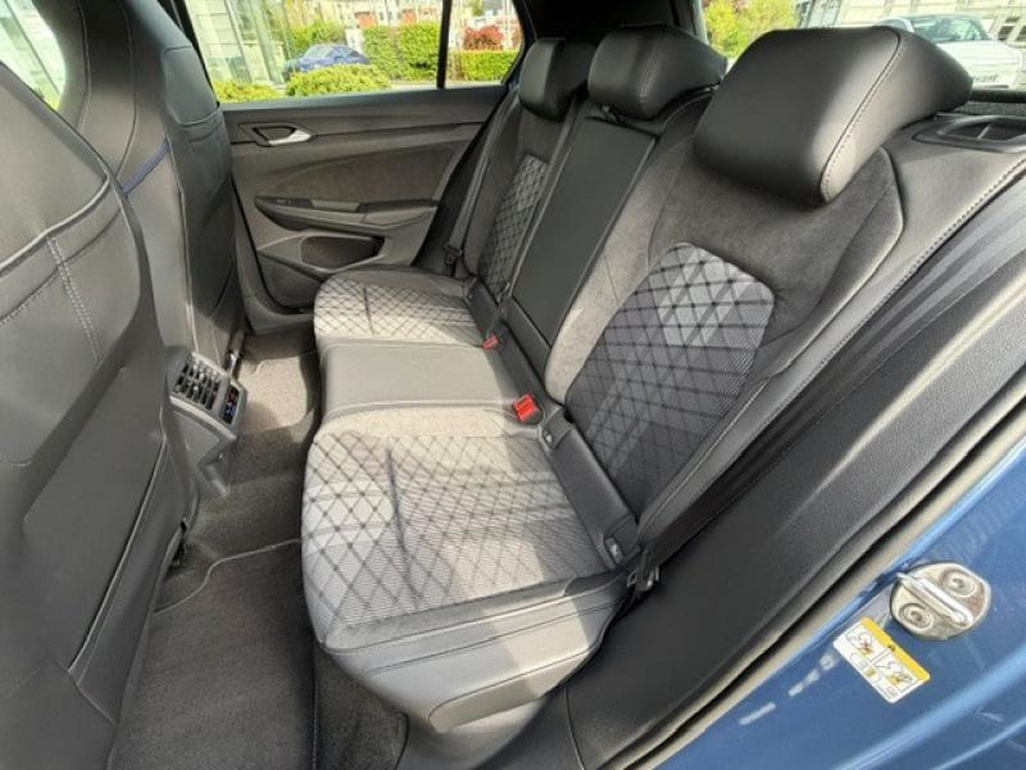 VW Golf R-LINE (2026) - Photo 13