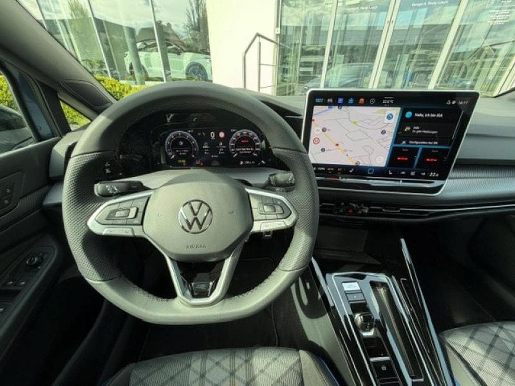 VW Golf R-LINE (2026) - Photo 14