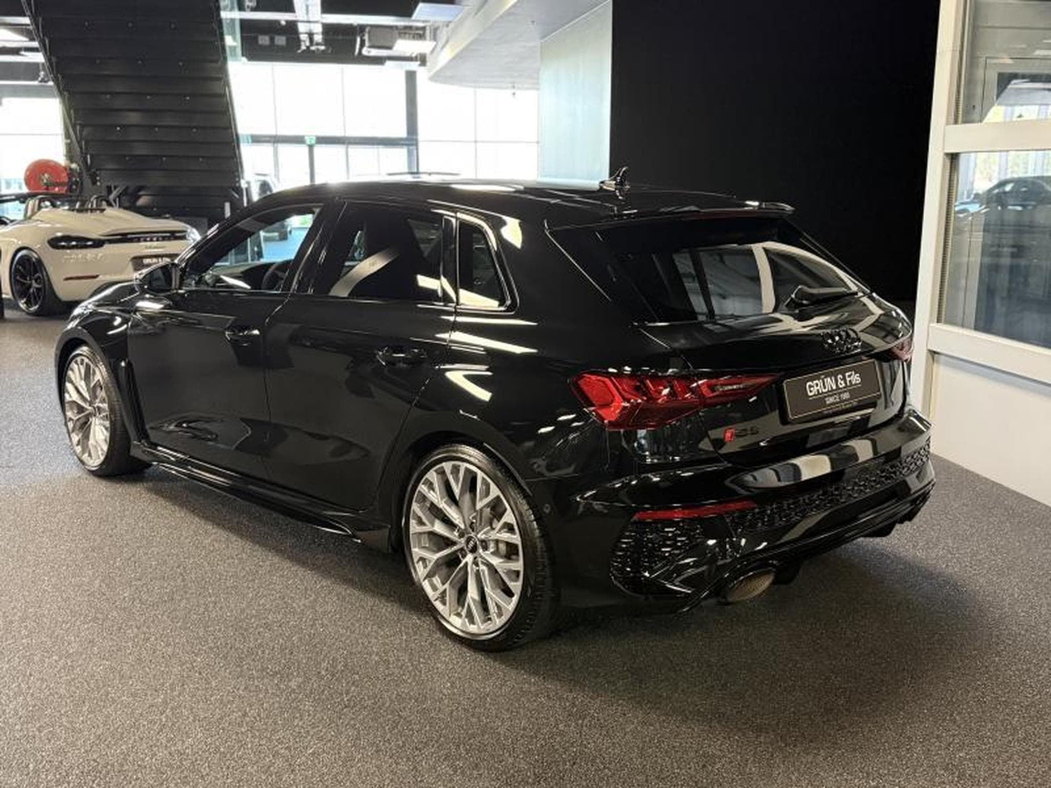Audi RS3 Sportback (2022) - Photo 6