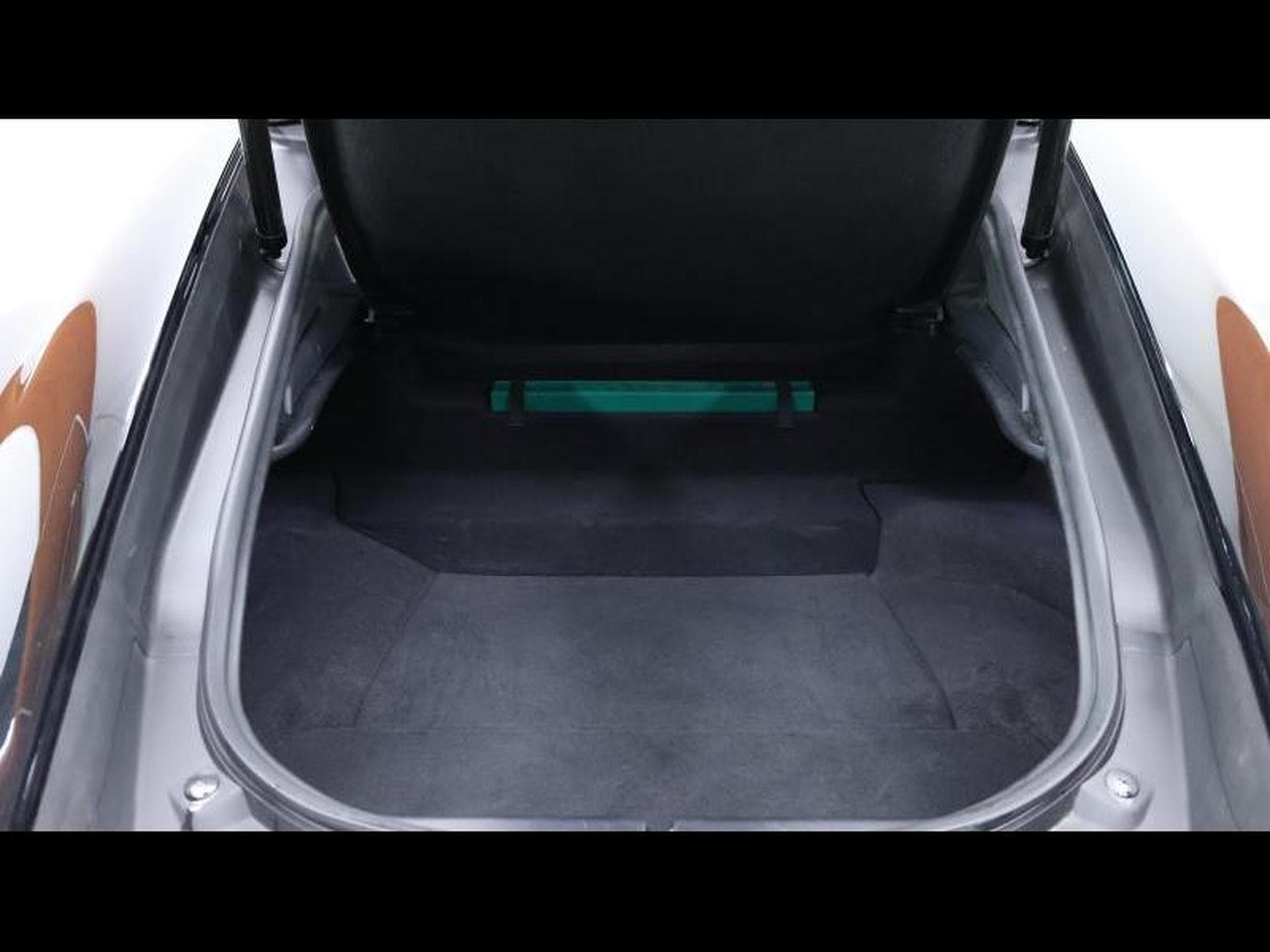 Jaguar F-Type P380 AWD R-Dynamic (2020) - Photo 8