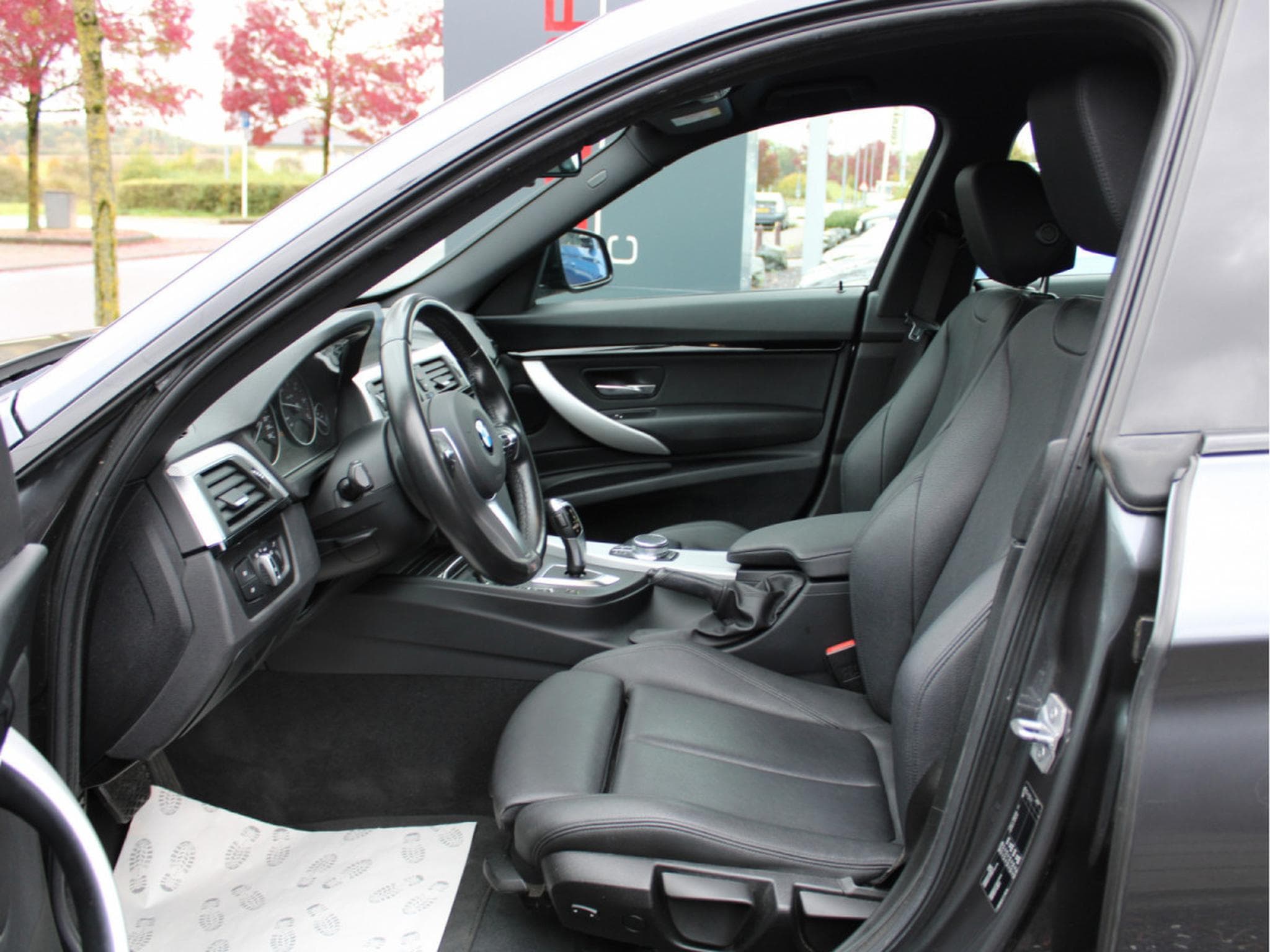 BMW 318 D GT M SPORT PACKET CUIR BI-XENON NAVI (2019) - Foto 6