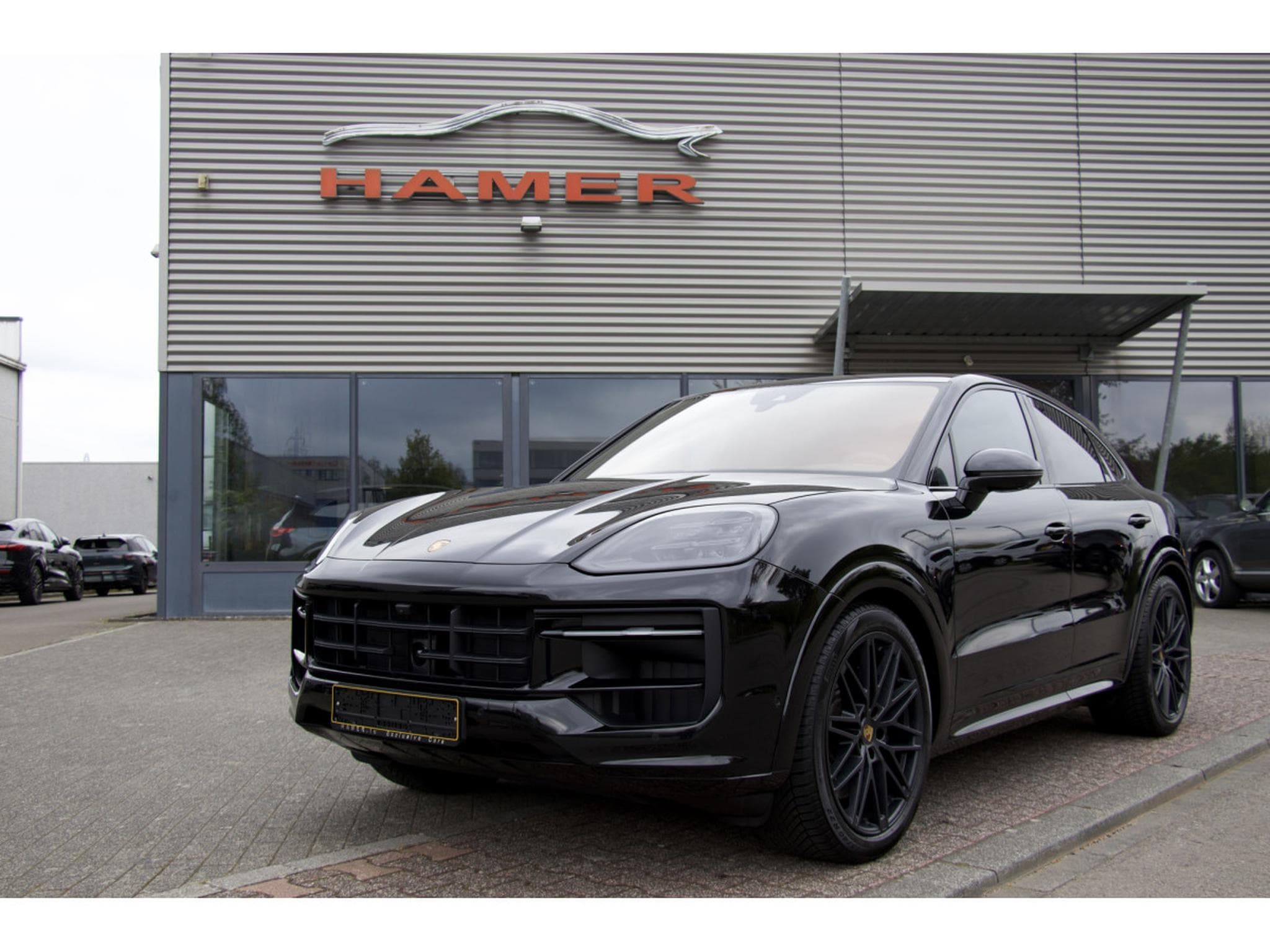 Porsche Cayenne GTS Coupe InnoDrive HUD AHK HA-Lenkung 18-Wege (2024) - Photo 1