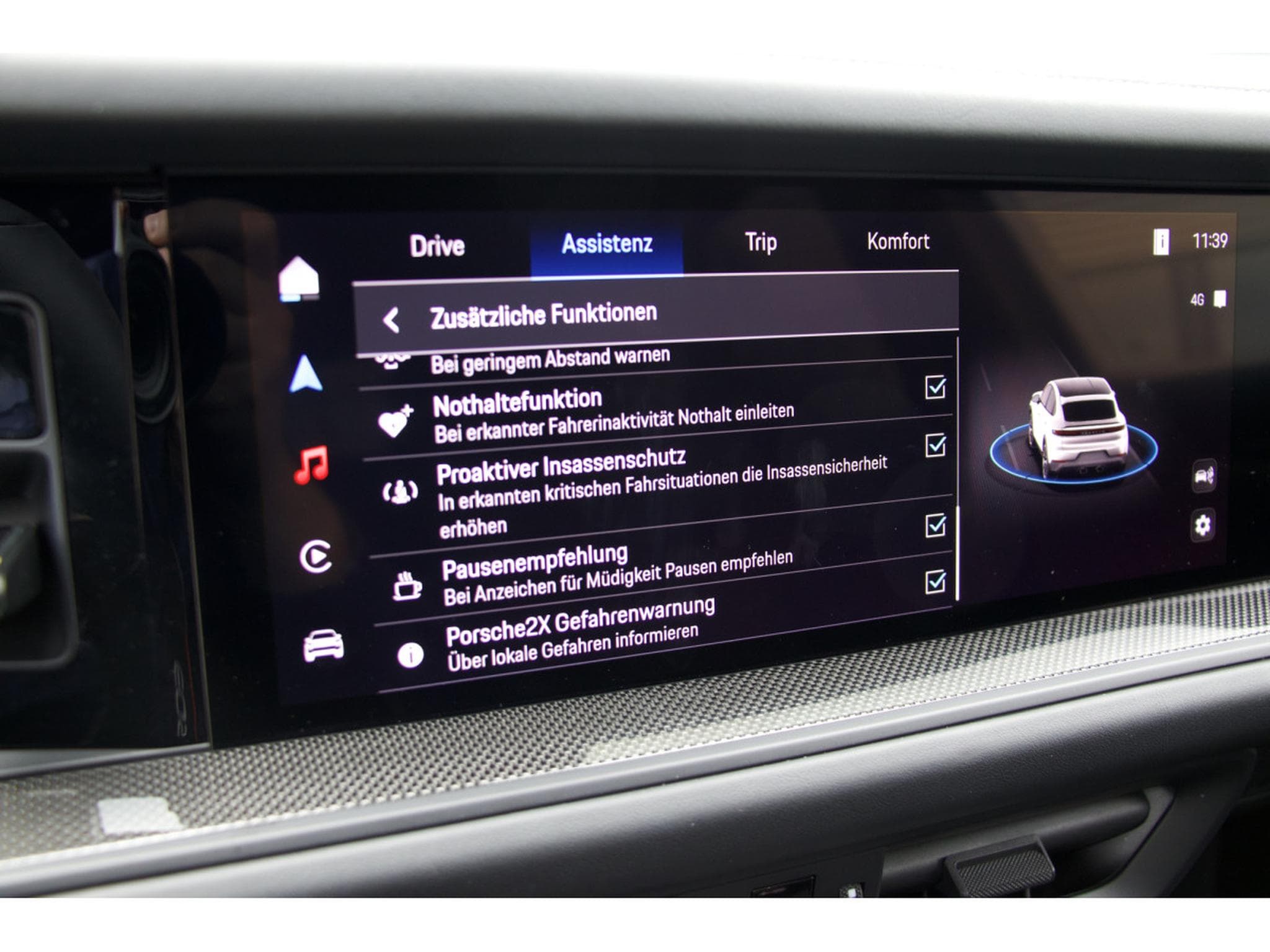 Porsche Cayenne GTS Coupe InnoDrive HUD AHK HA-Lenkung 18-Wege (2024) - Photo 11