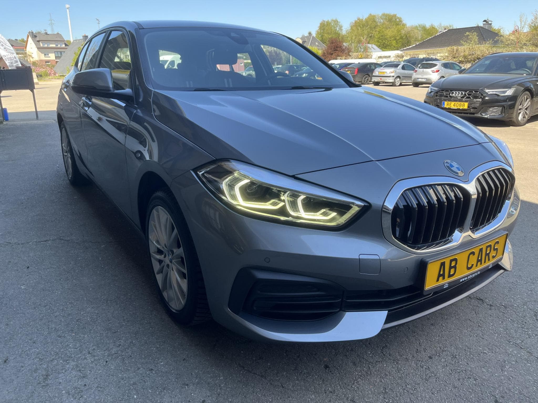 BMW 116 116dA 115cv Navi 2xPDC Apple CarPlay Keyless (2023) - Photo 24