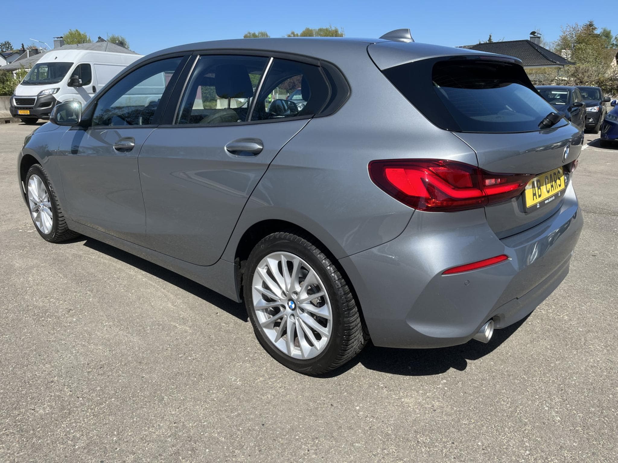 BMW 116 116dA 115cv Navi 2xPDC Apple CarPlay Keyless (2023) - Photo 8