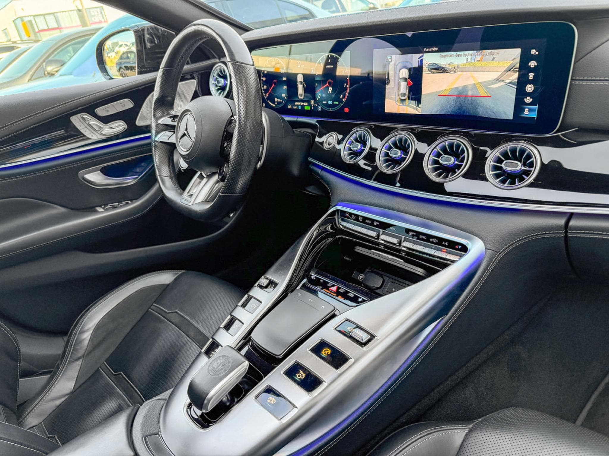 Mercedes AMG GT 4-Door GT53 4-Door / 4 MATIC/ RIDE CONTROL/ 360°/ AMG PERFORMANCE (2022) - Photo 12