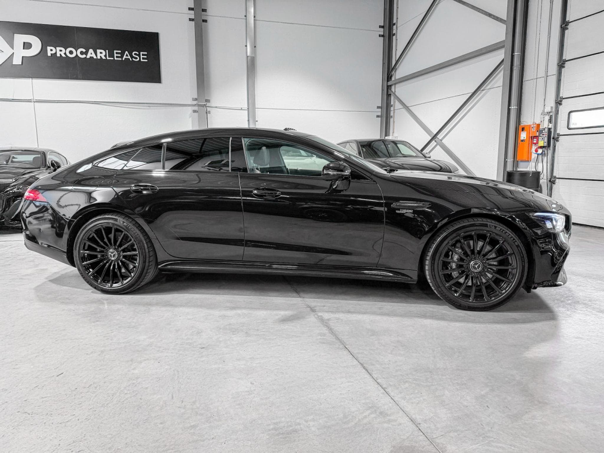 Mercedes AMG GT 4-Door GT53 4-Door / 4 MATIC/ RIDE CONTROL/ 360°/ AMG PERFORMANCE (2022) - Photo 13