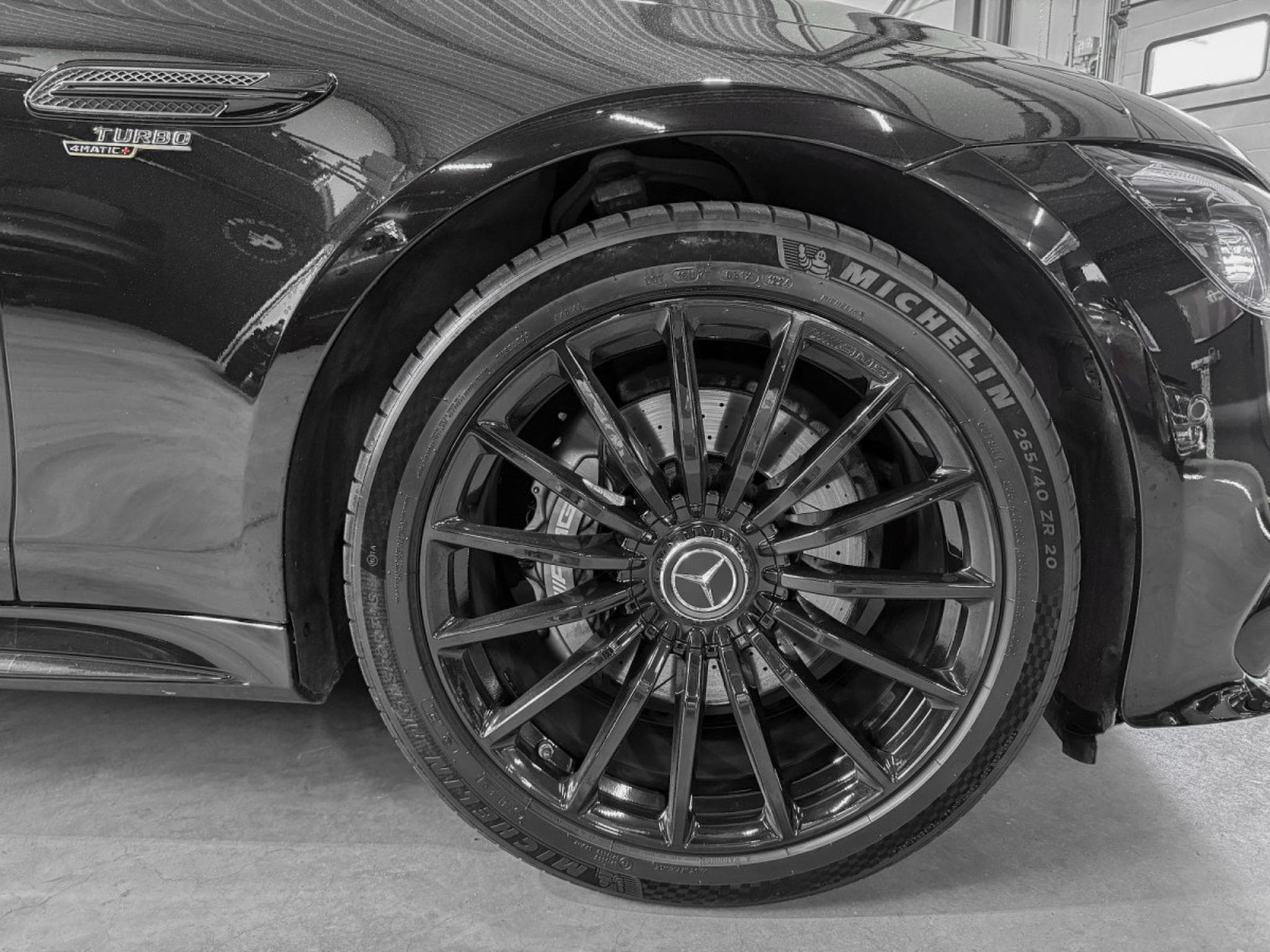 Mercedes AMG GT 4-Door GT53 4-Door / 4 MATIC/ RIDE CONTROL/ 360°/ AMG PERFORMANCE (2022) - Photo 15