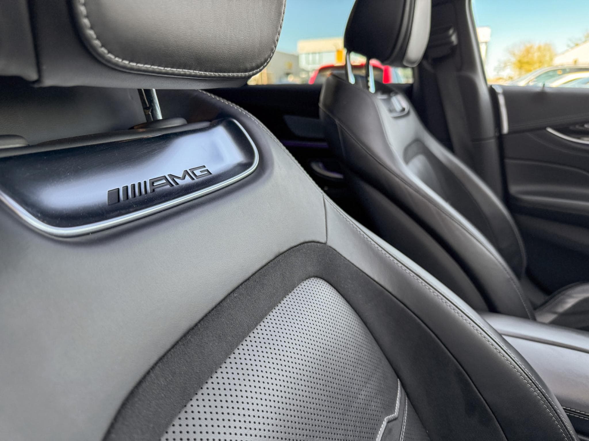 Mercedes AMG GT 4-Door GT53 4-Door / 4 MATIC/ RIDE CONTROL/ 360°/ AMG PERFORMANCE (2022) - Photo 19