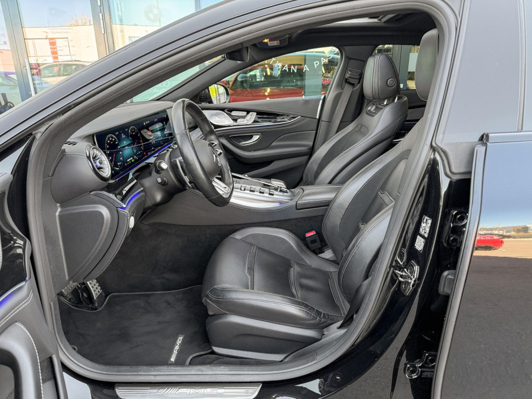 Mercedes AMG GT 4-Door GT53 4-Door / 4 MATIC/ RIDE CONTROL/ 360°/ AMG PERFORMANCE (2022) - Photo 7