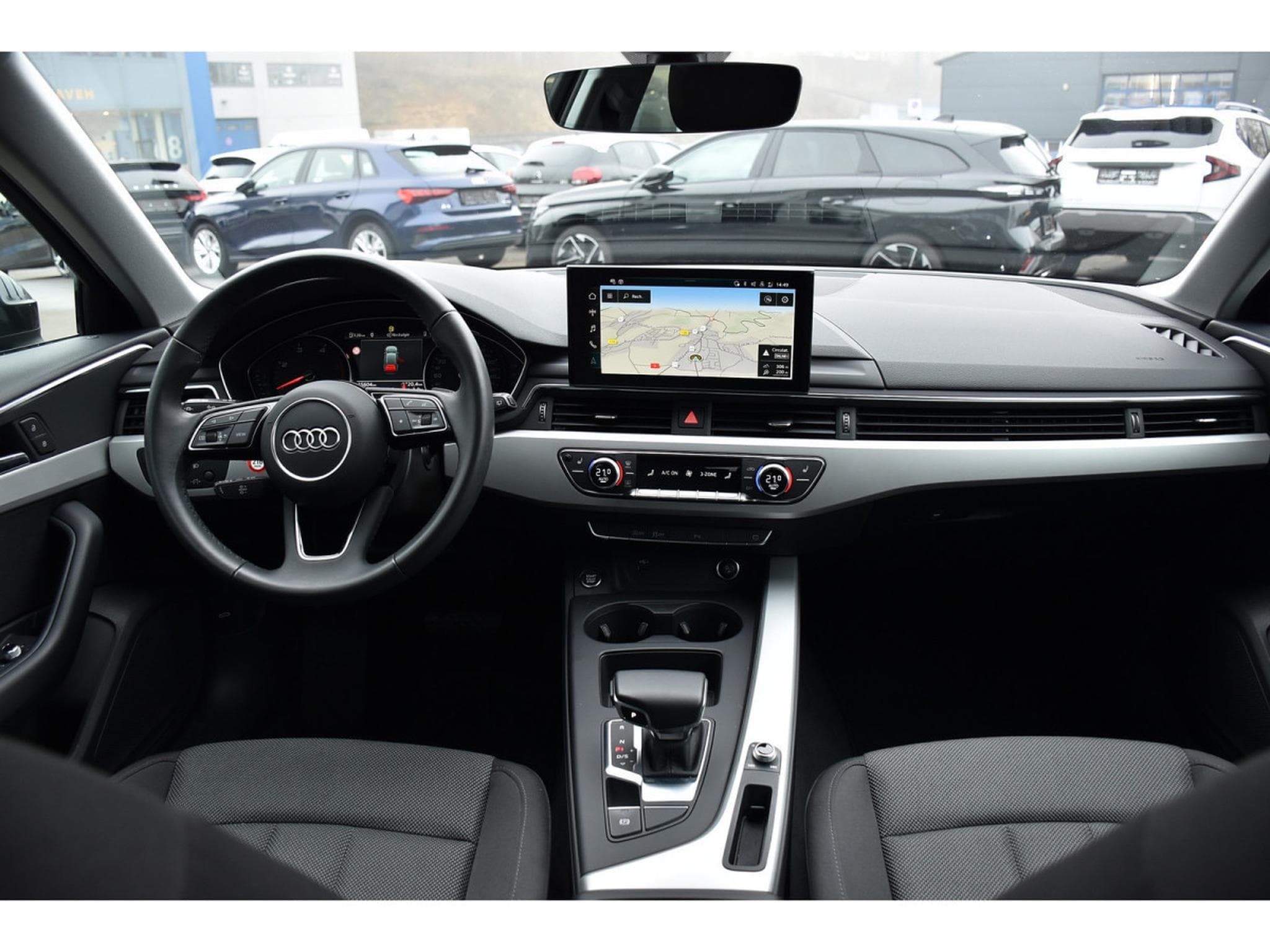 Audi A4 Avant 30 TDI Advanced S-Tronic GPS LANE GARANTIE 05/2029 (2024) - Photo 9