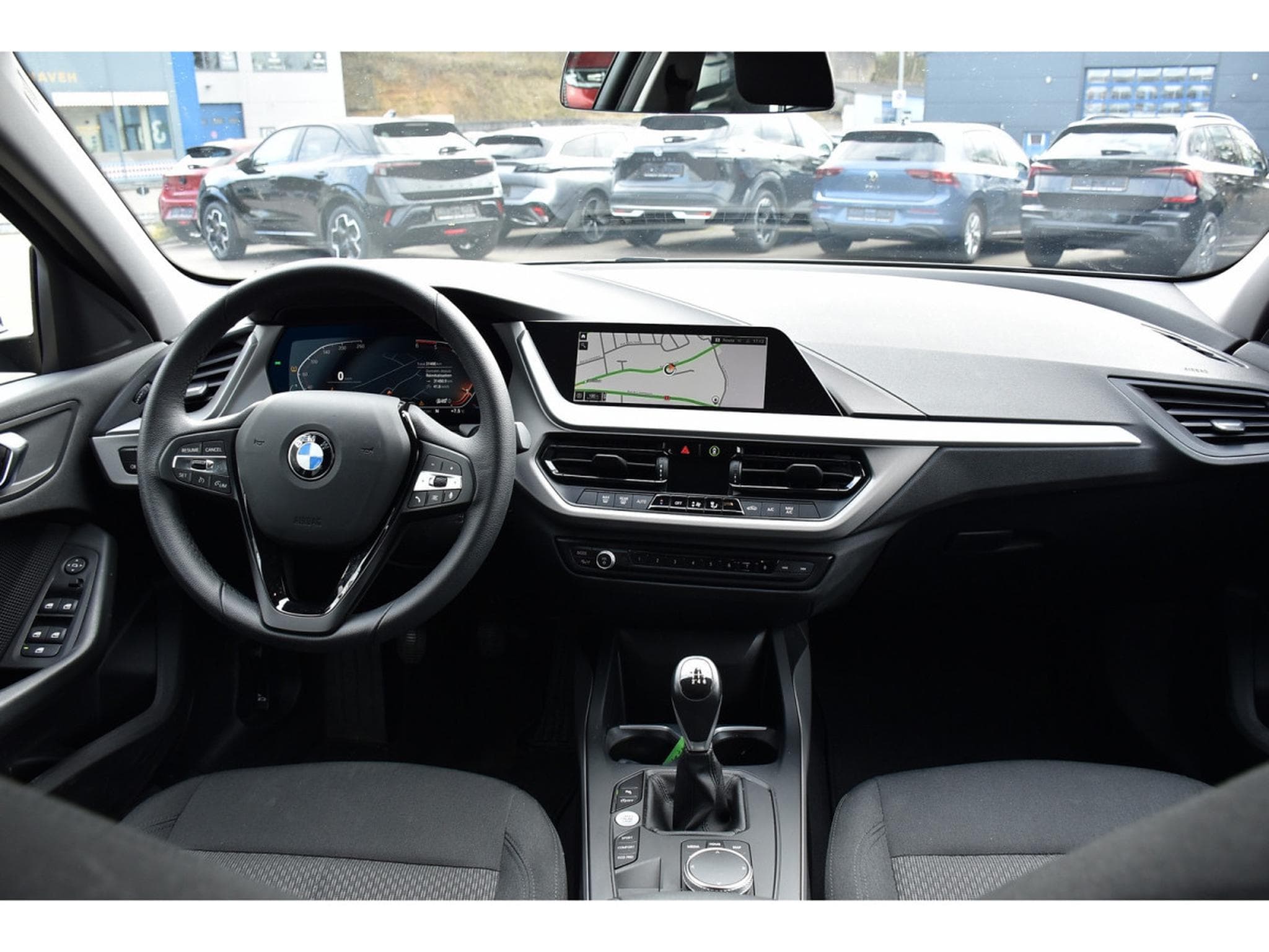 BMW 116 d CLIMA REGUL LANE LED PDC 1° MAIN (2023) - Photo 9