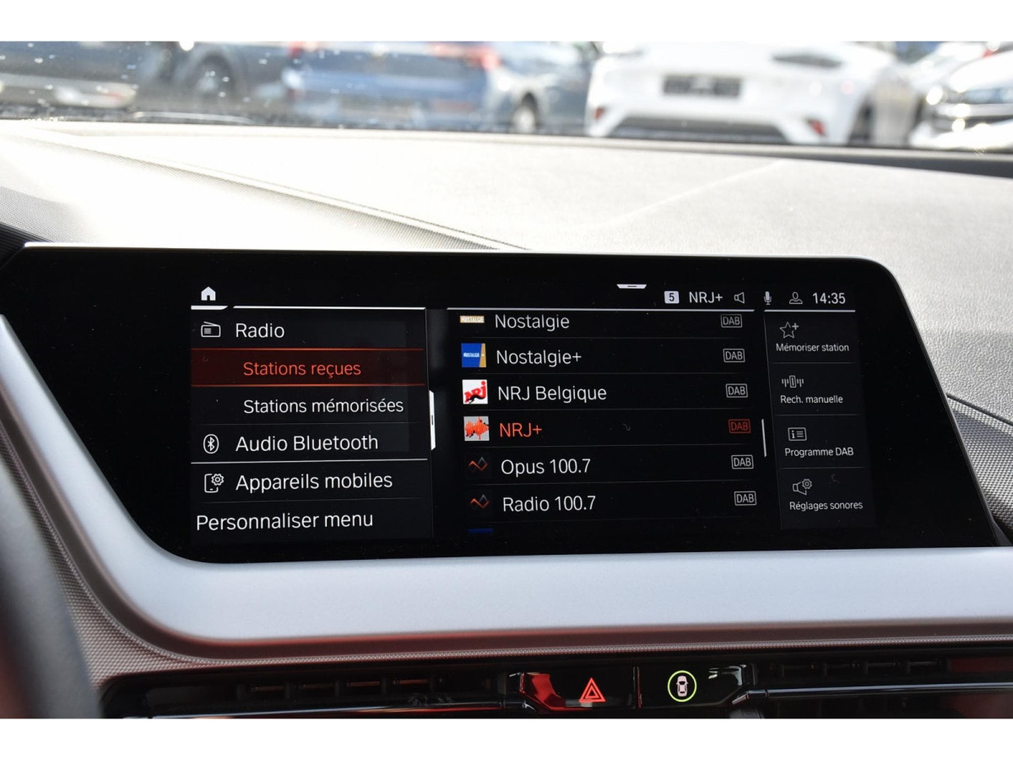 BMW 118 i CLIMA REGUL LANE LED PDC 1° MAIN (2022) - Photo 11