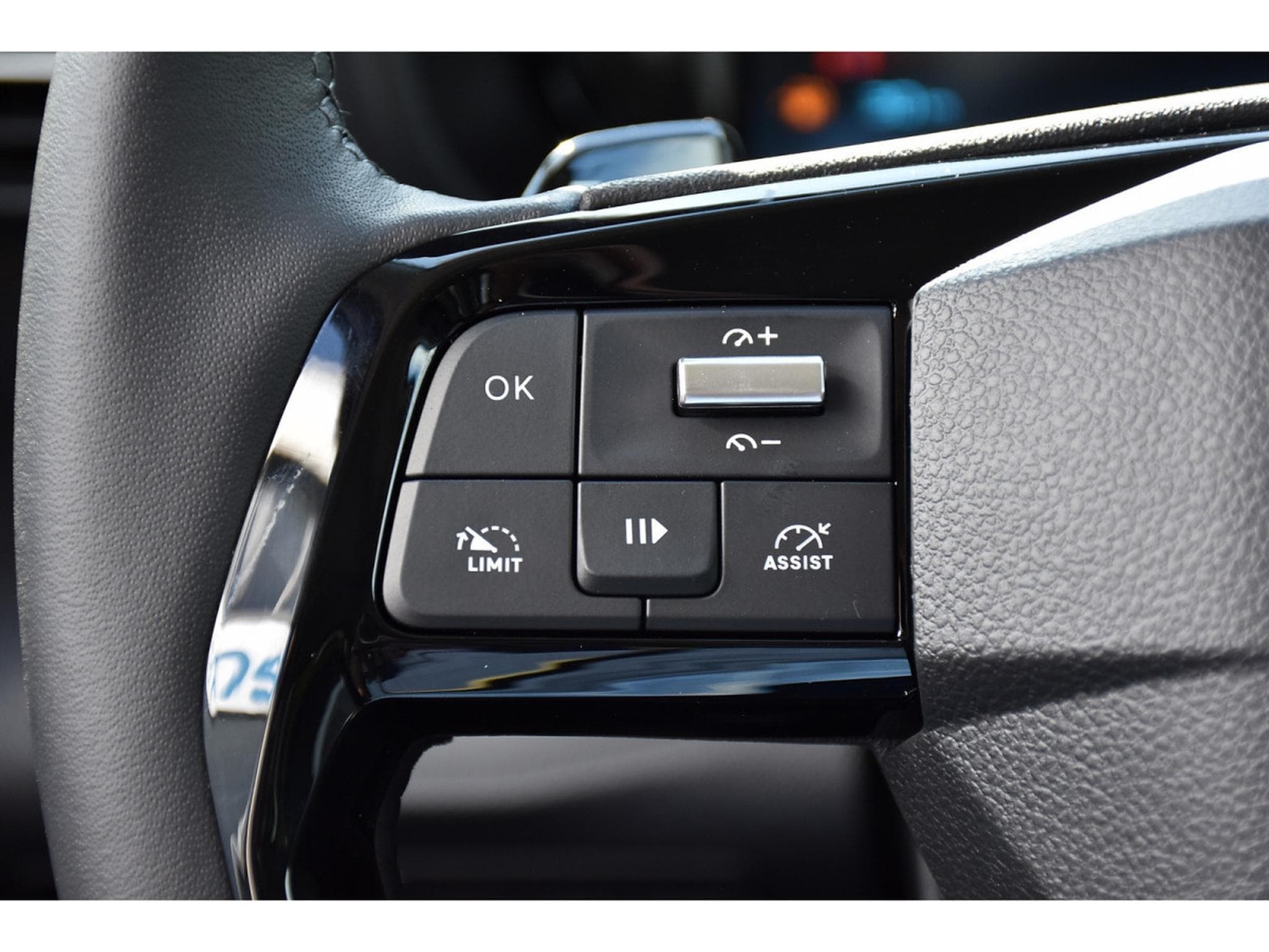 Citroën Berlingo 1.5 BlueHDI 130 EAT8 5 Pl. REGUL SMARTPHONE LED NEUF (2026) - Photo 18