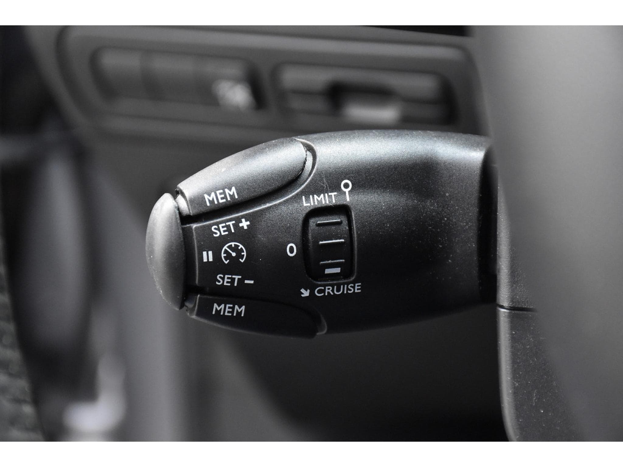 Citroën C3 Aircross Aircross 1.5 BlueHDI Shine REGUL GPS LANE (2022) - Photo 16