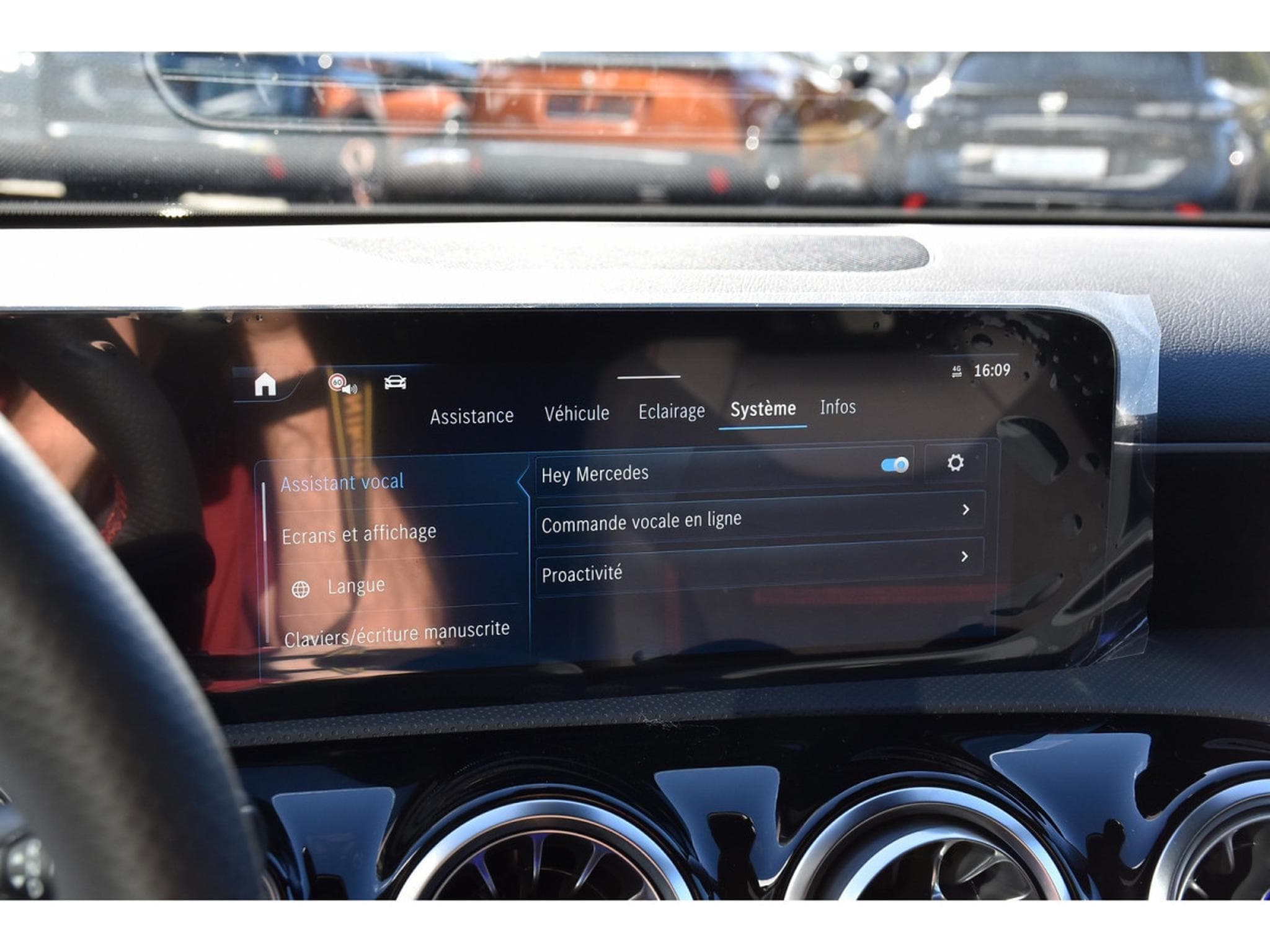 Mercedes A 200 d AMG Line 8G-DCT REGUL GPS CAM PARK APPLE CARPLAY NEUVE (2025) - Photo 12
