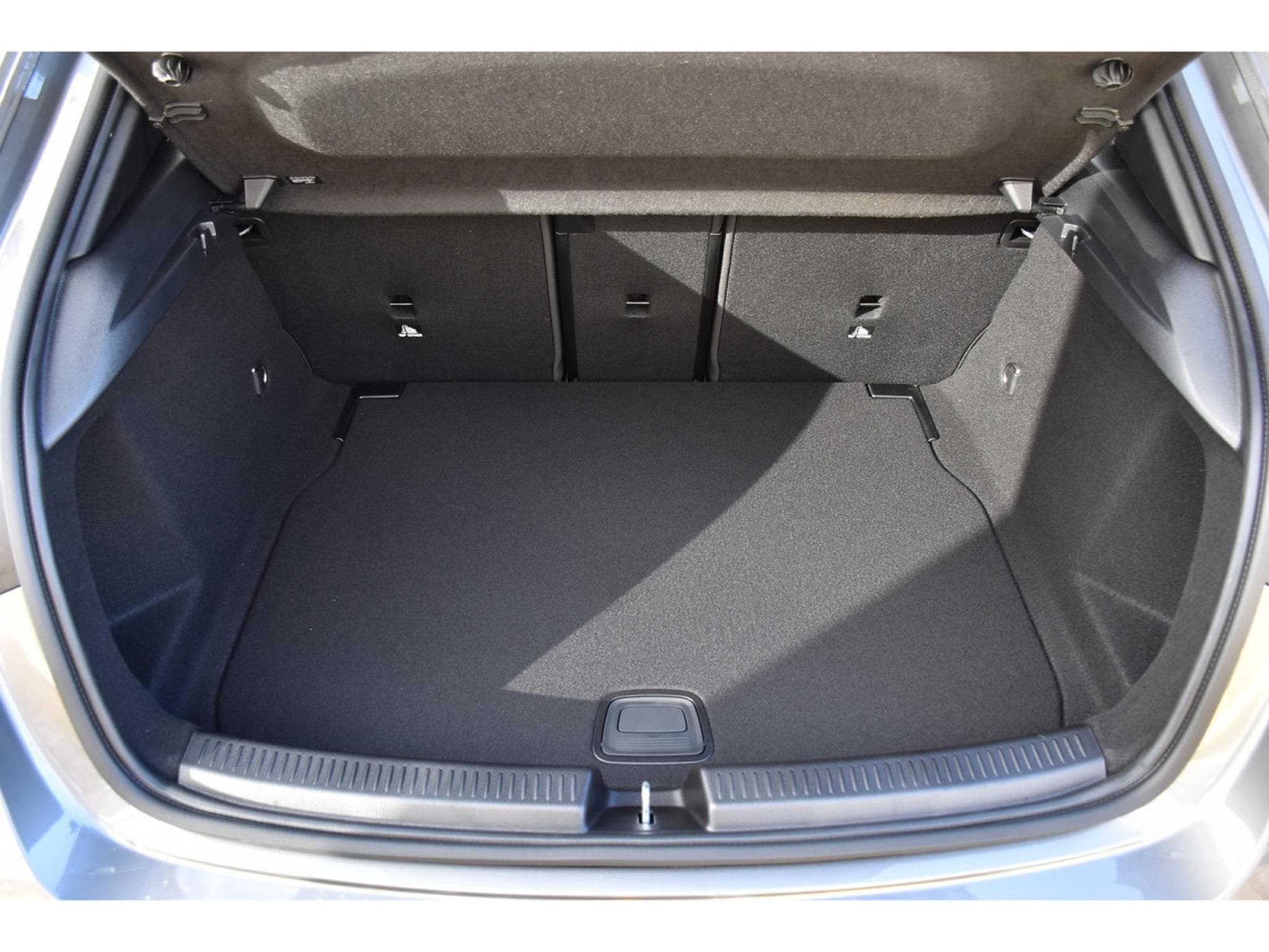 Mercedes A 200 d AMG Line 8G-DCT REGUL GPS CAM PARK APPLE CARPLAY NEUVE (2025) - Photo 25