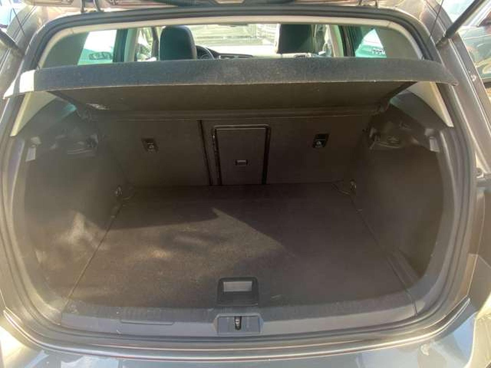 VW Golf Golf 2.0TDI R-LINE première main suivi complet (2016) - Photo 18