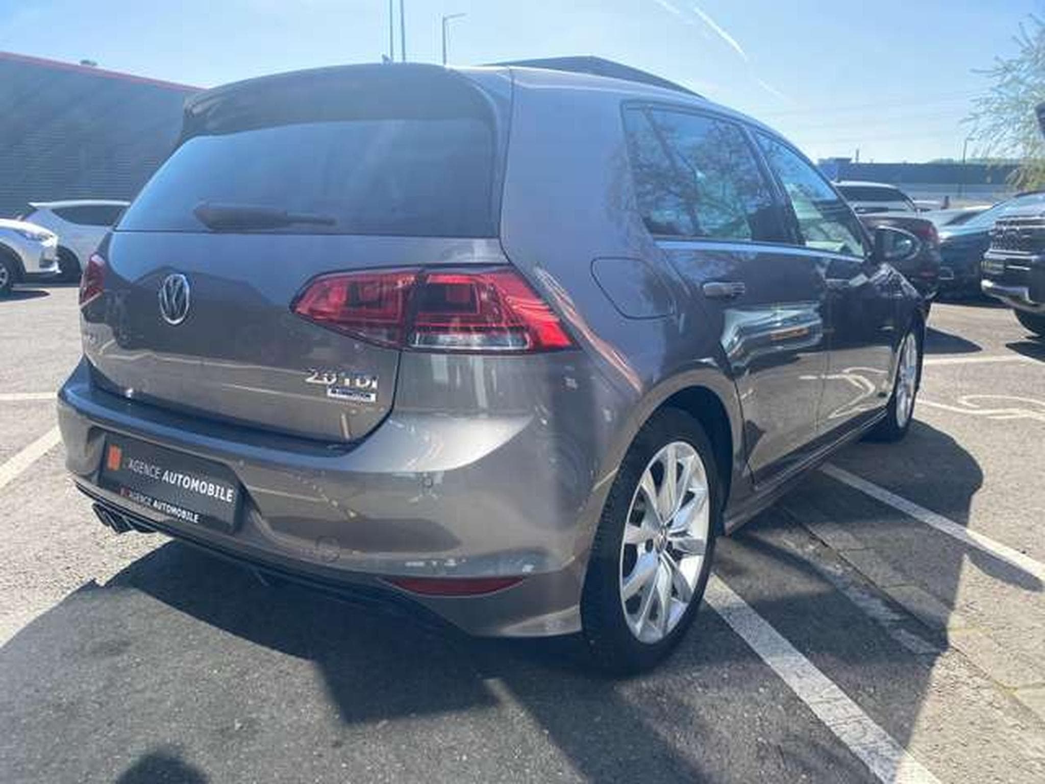 VW Golf Golf 2.0TDI R-LINE première main suivi complet (2016) - Photo 5