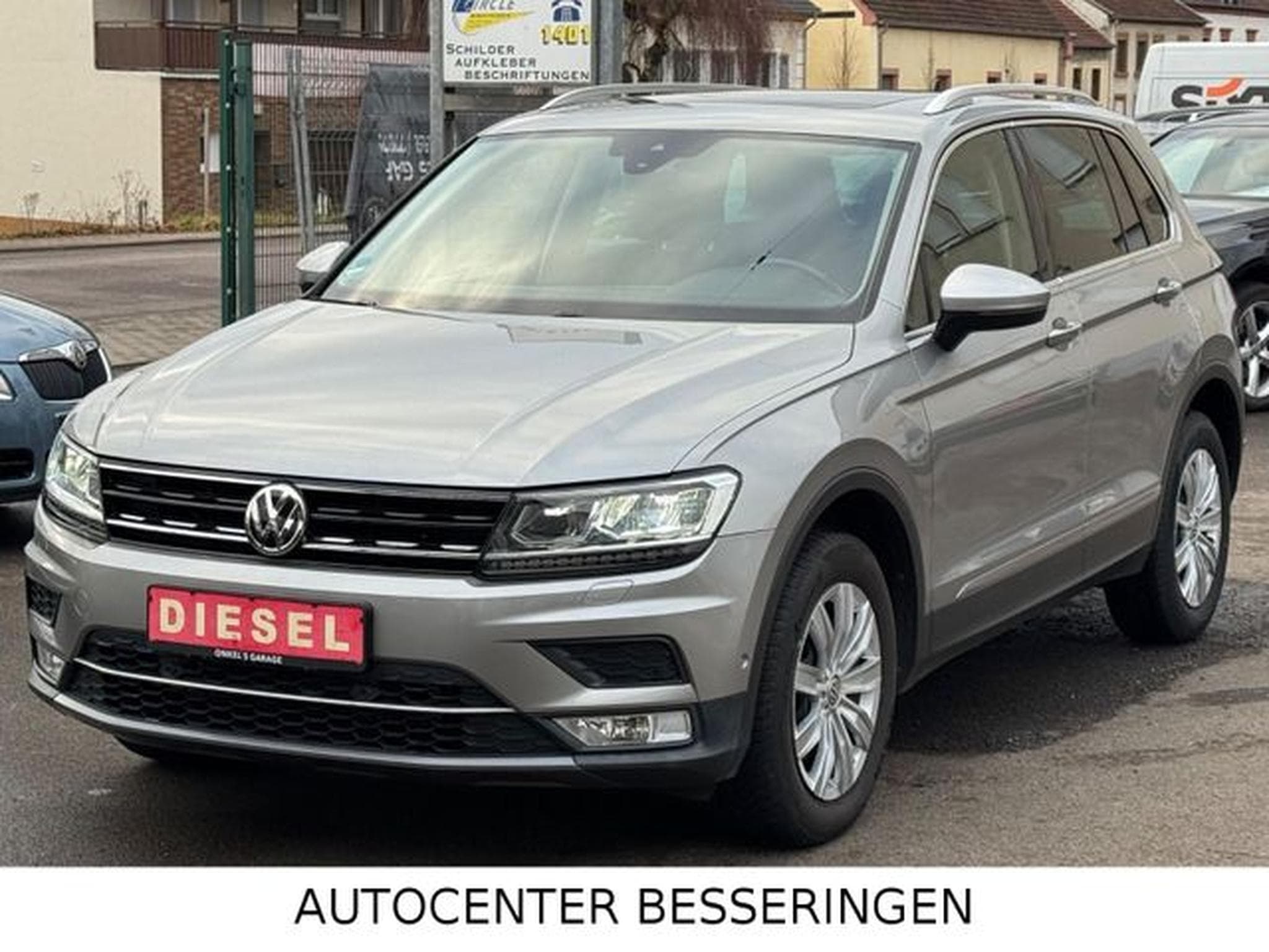 VW Tiguan Tiguan Highline 4Motion DSG *LED*PANORAMA*NAVI (2016) - Photo 1