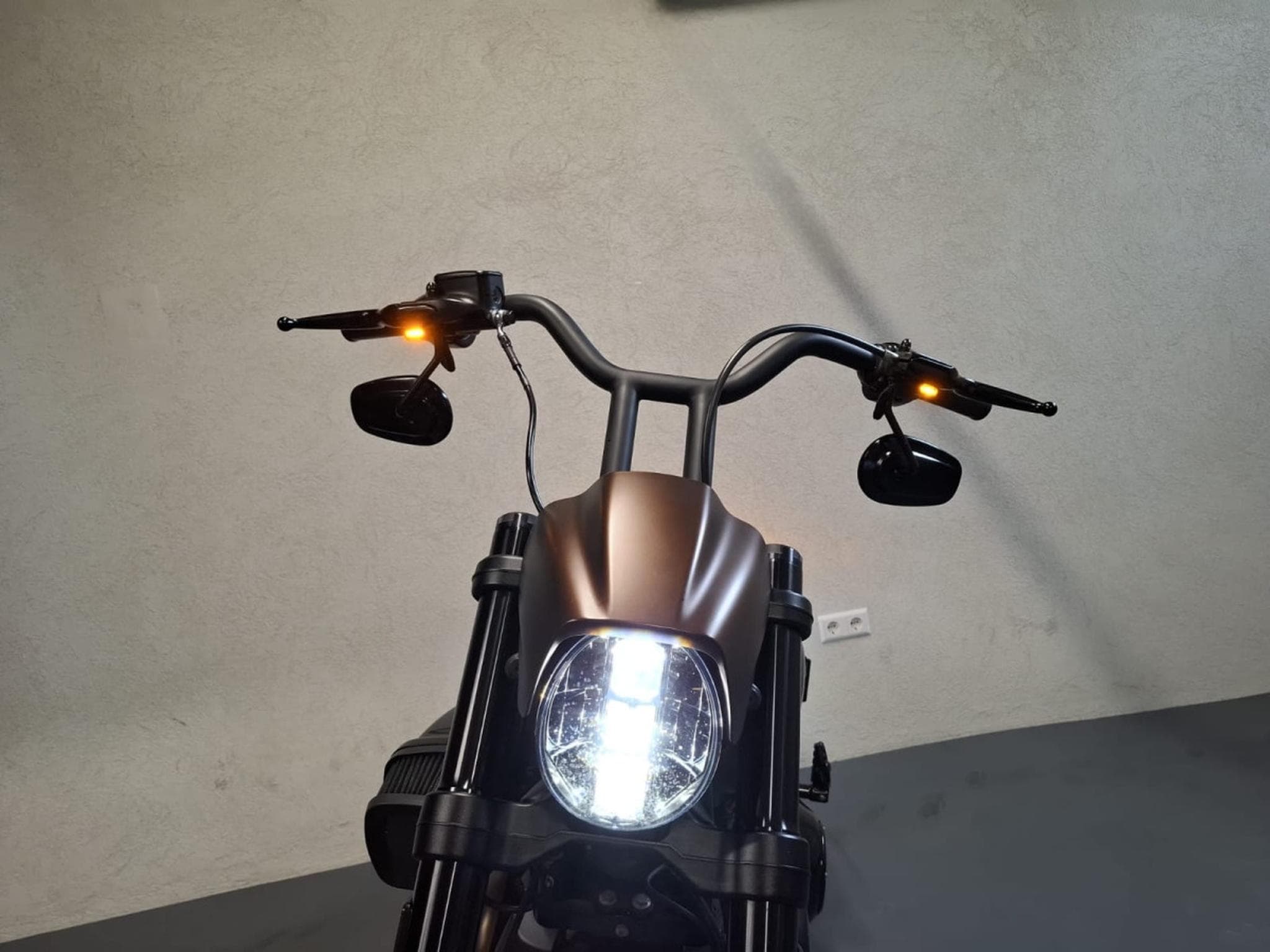 Harley-Davidson FXDR 114 FXDRS Club Style (2019) - Foto 12