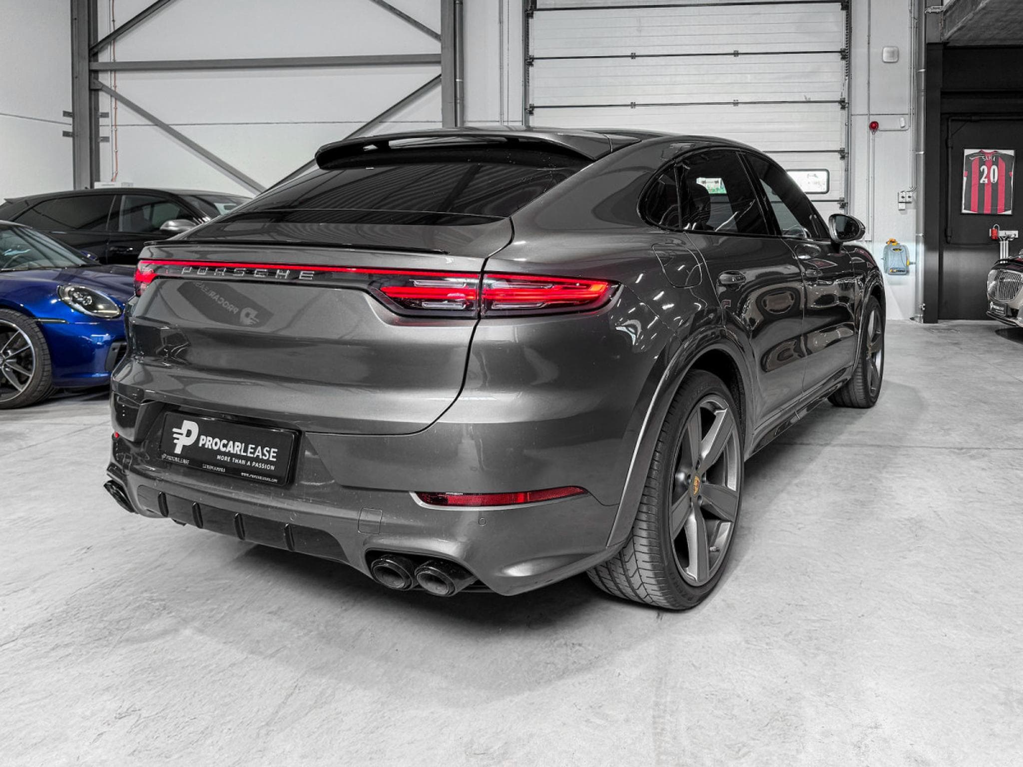 Porsche Cayenne Coupe E-Hybrid/Panorama/22 (2021) - Foto 10