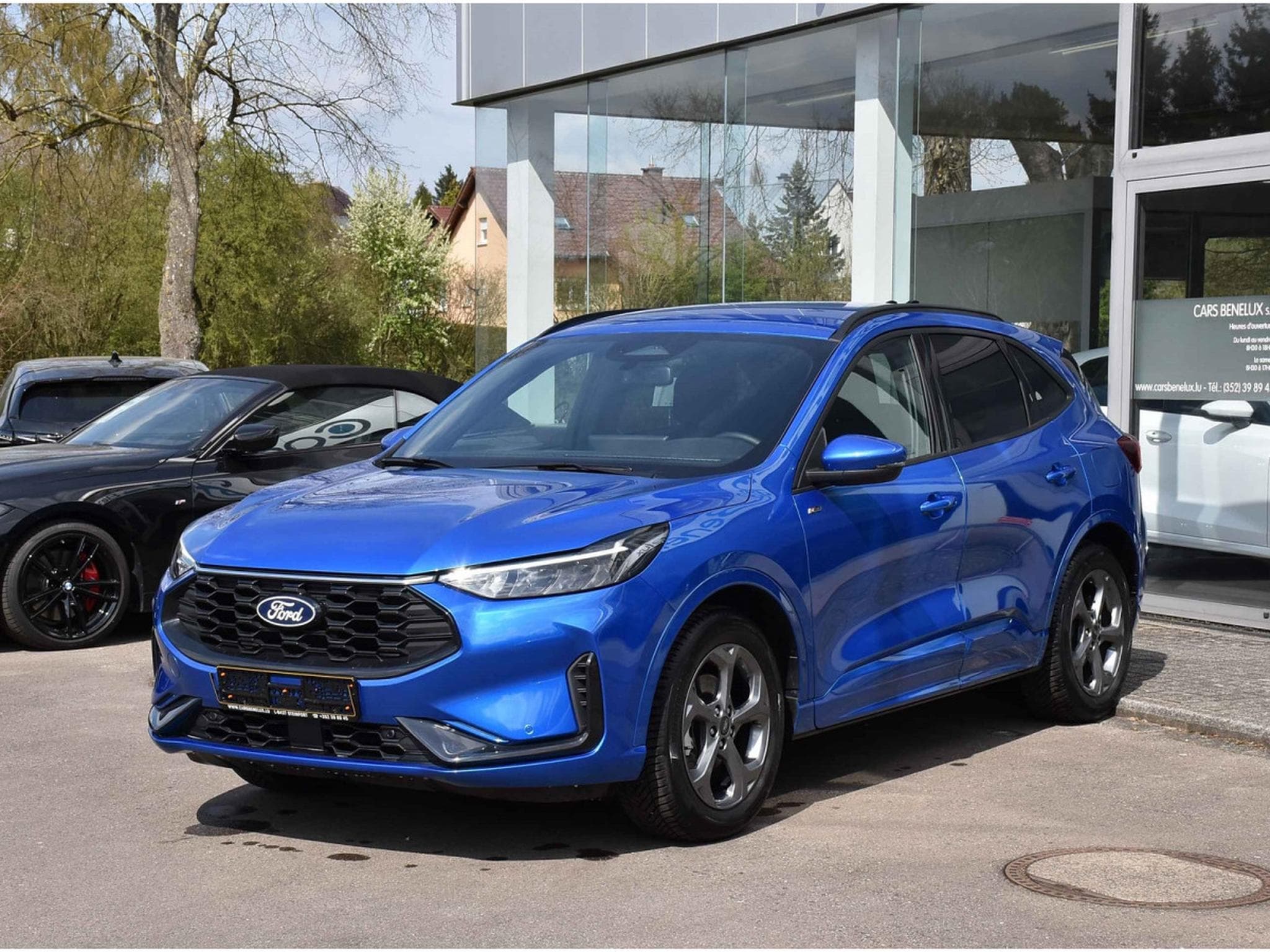 Ford Kuga 1.5 EcoBoost ST-Line Auto. PACK HIVER GPS LANE CAM NEUF (2025) - Foto 2