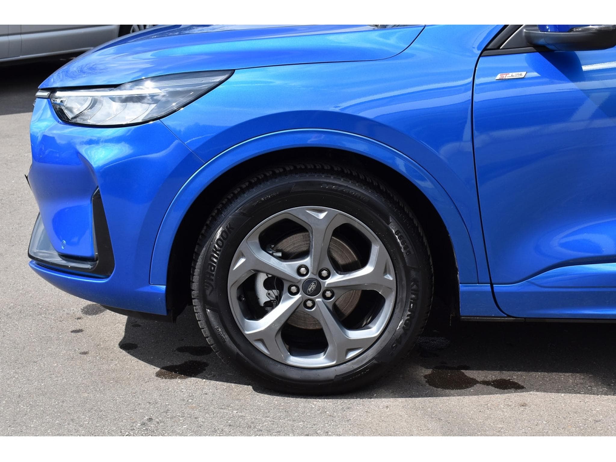 Ford Kuga 1.5 EcoBoost ST-Line Auto. PACK HIVER GPS LANE CAM NEUF (2025) - Foto 5