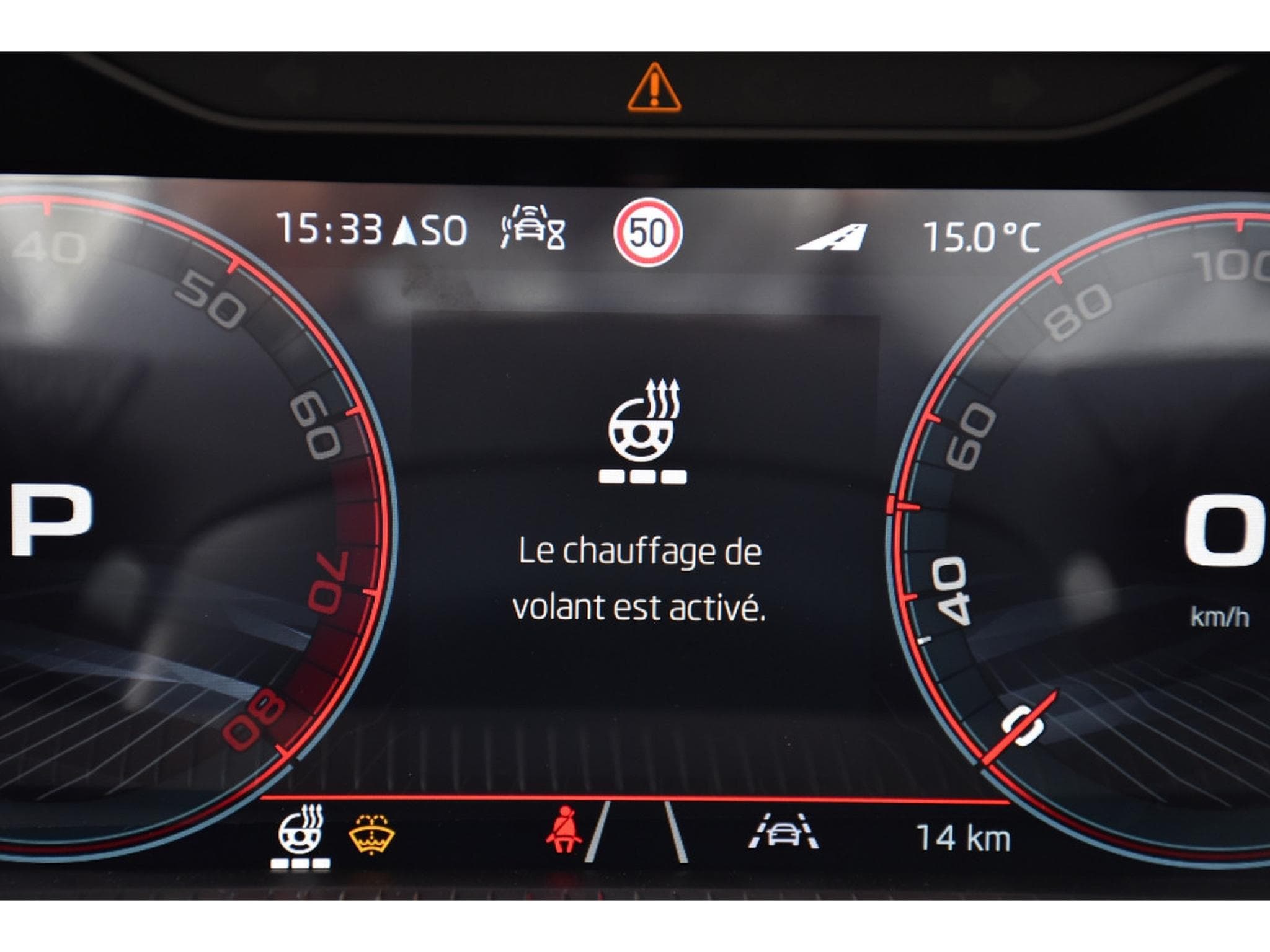 Skoda Kamiq 1.5 TSI Monte Carlo DSG PANO ACC TRAVEL SIDE KESSY NEUF (2026) - Foto 19