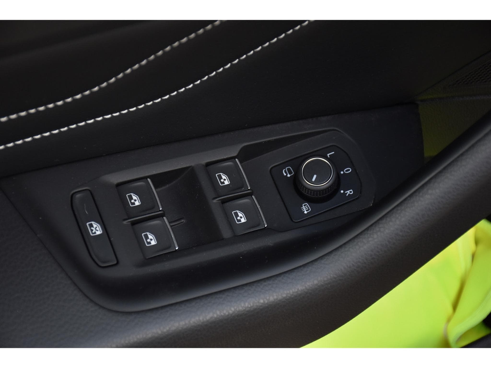 VW Passat GTE 1.4 eHybrid DSG ACC TRAVEL GPS PRO CAM PARK ATT RMQ (2021) - Foto 21