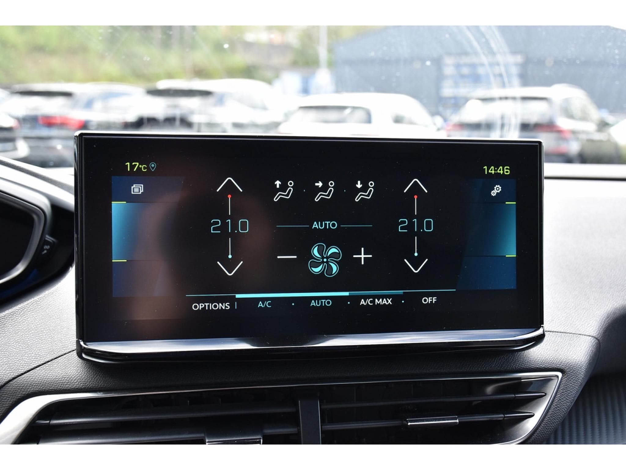 Peugeot 3008 1.6 Hybrid PHEV 180 Allure e-EAT8 ACC LANE SIDE CAM 1° MAIN (2024) - Foto 15