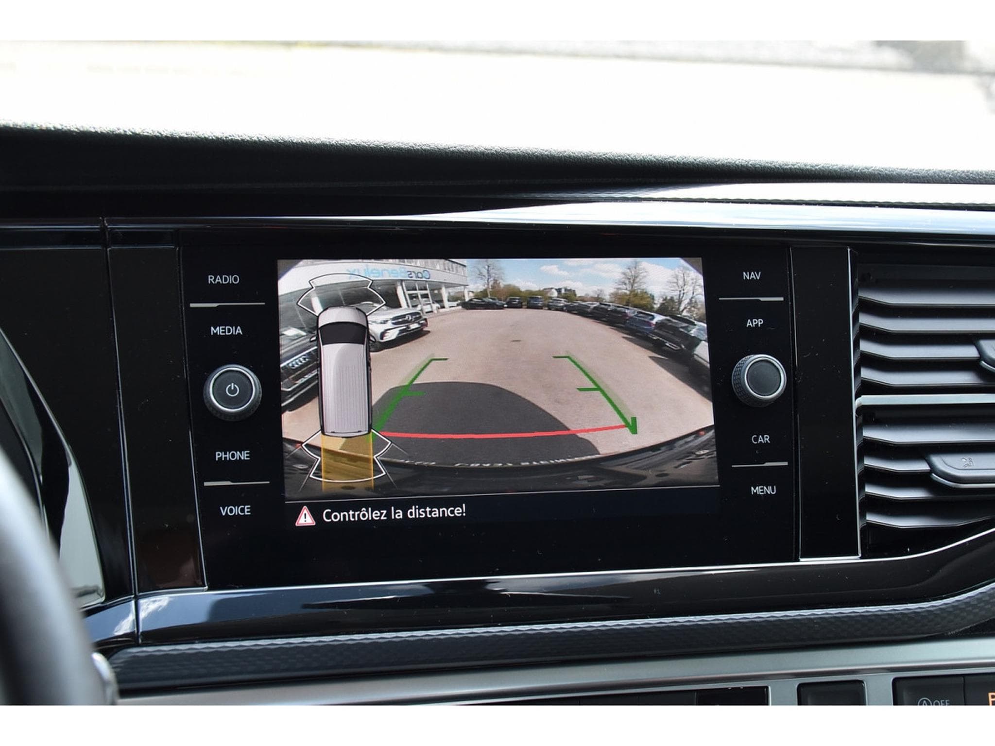 VW T6.1 2.0 TDI Bulli DSG 7PL. ACC SIDE GPS CAM ATT RMQ LED (2021) - Foto 19