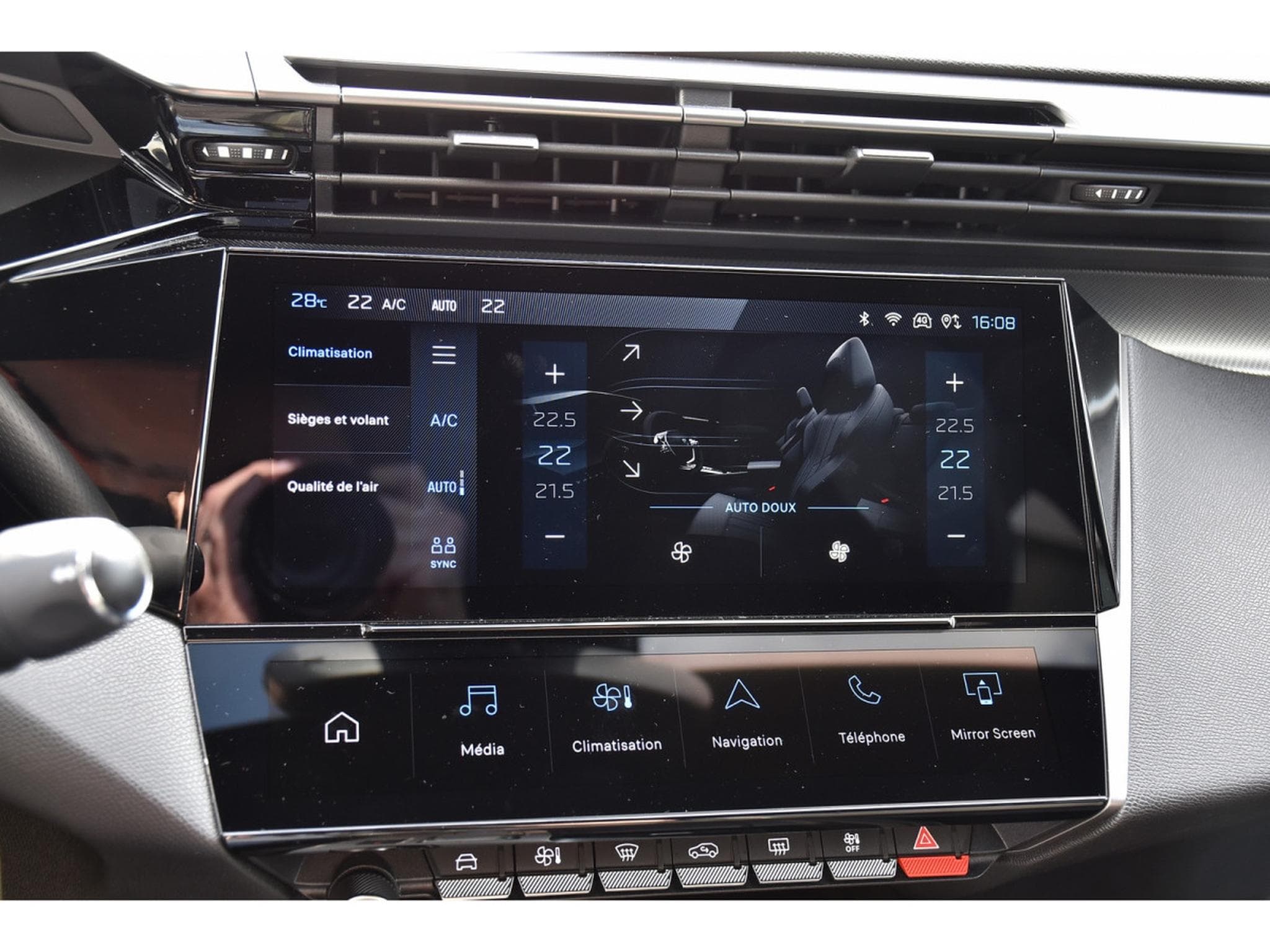 Peugeot 408 1.2 Hybrid 145 e-DCS6 GT MEMO SG MASS CAM360 1° MAIN (2025) - Foto 15