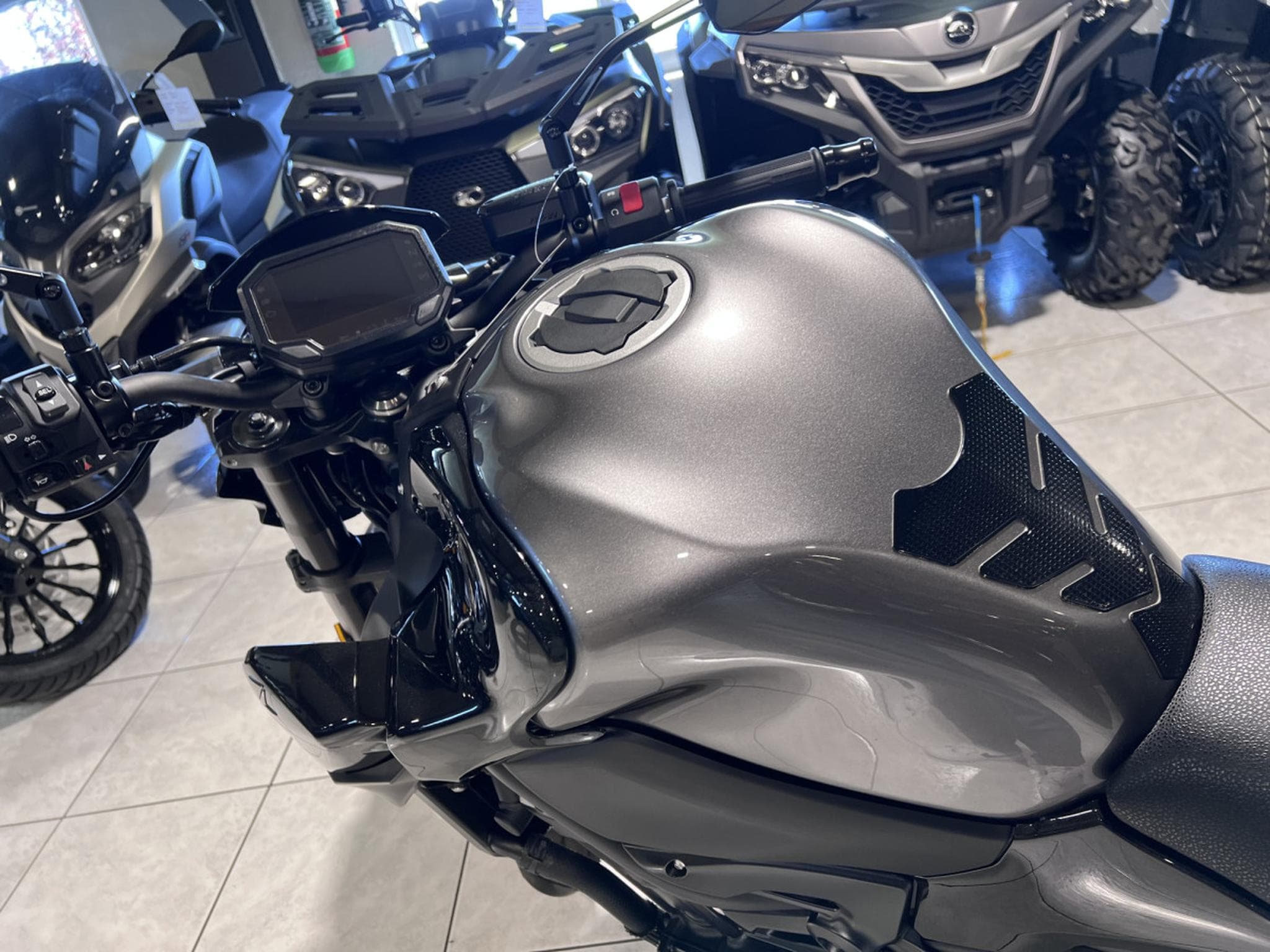 Kawasaki Z (2023) - Foto 7