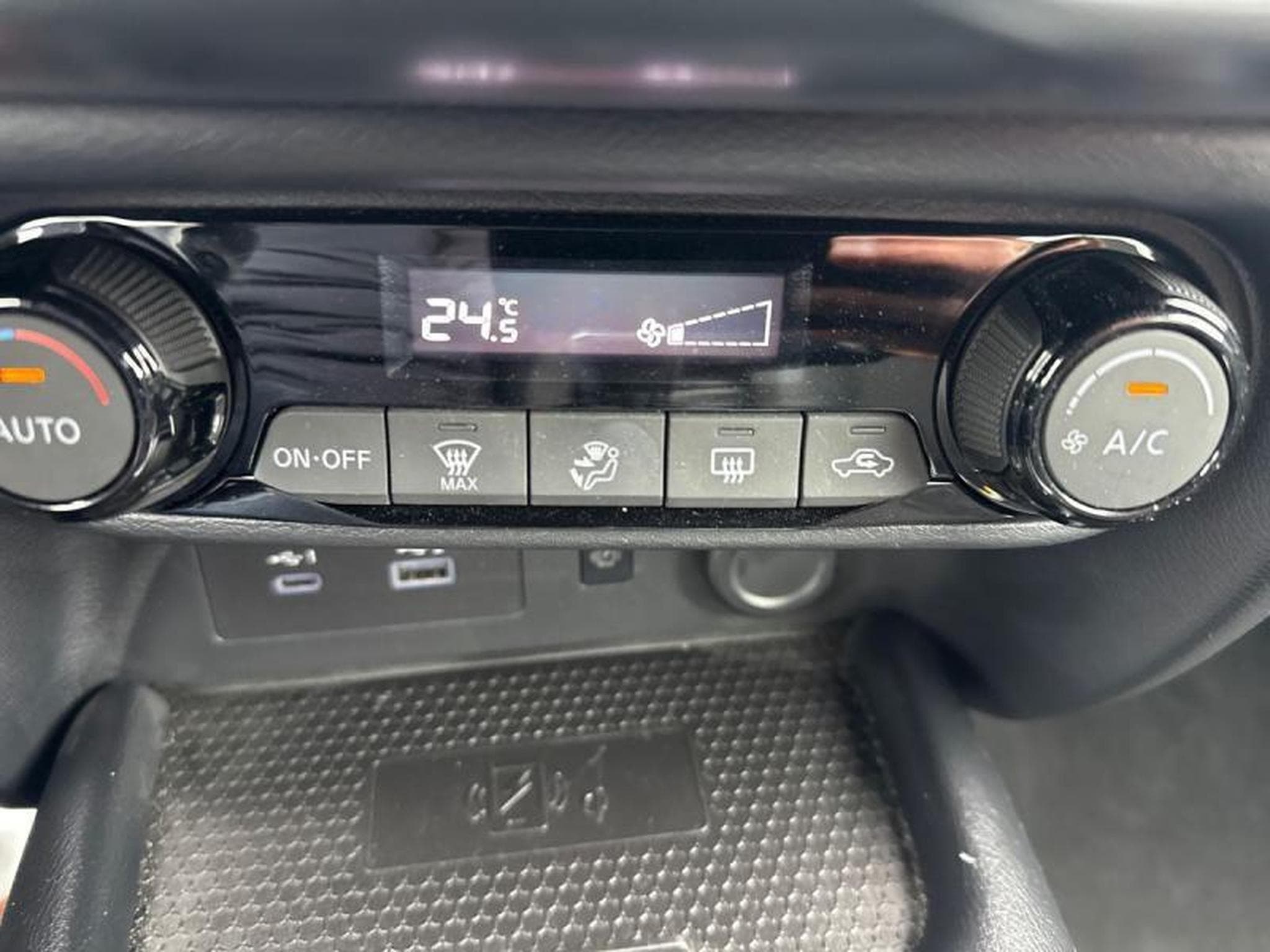 Nissan Juke N-design (2024) - Photo 16