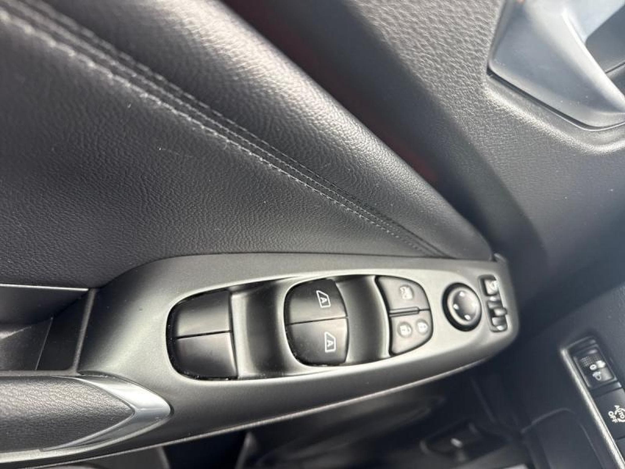 Nissan Juke N-design (2024) - Photo 22