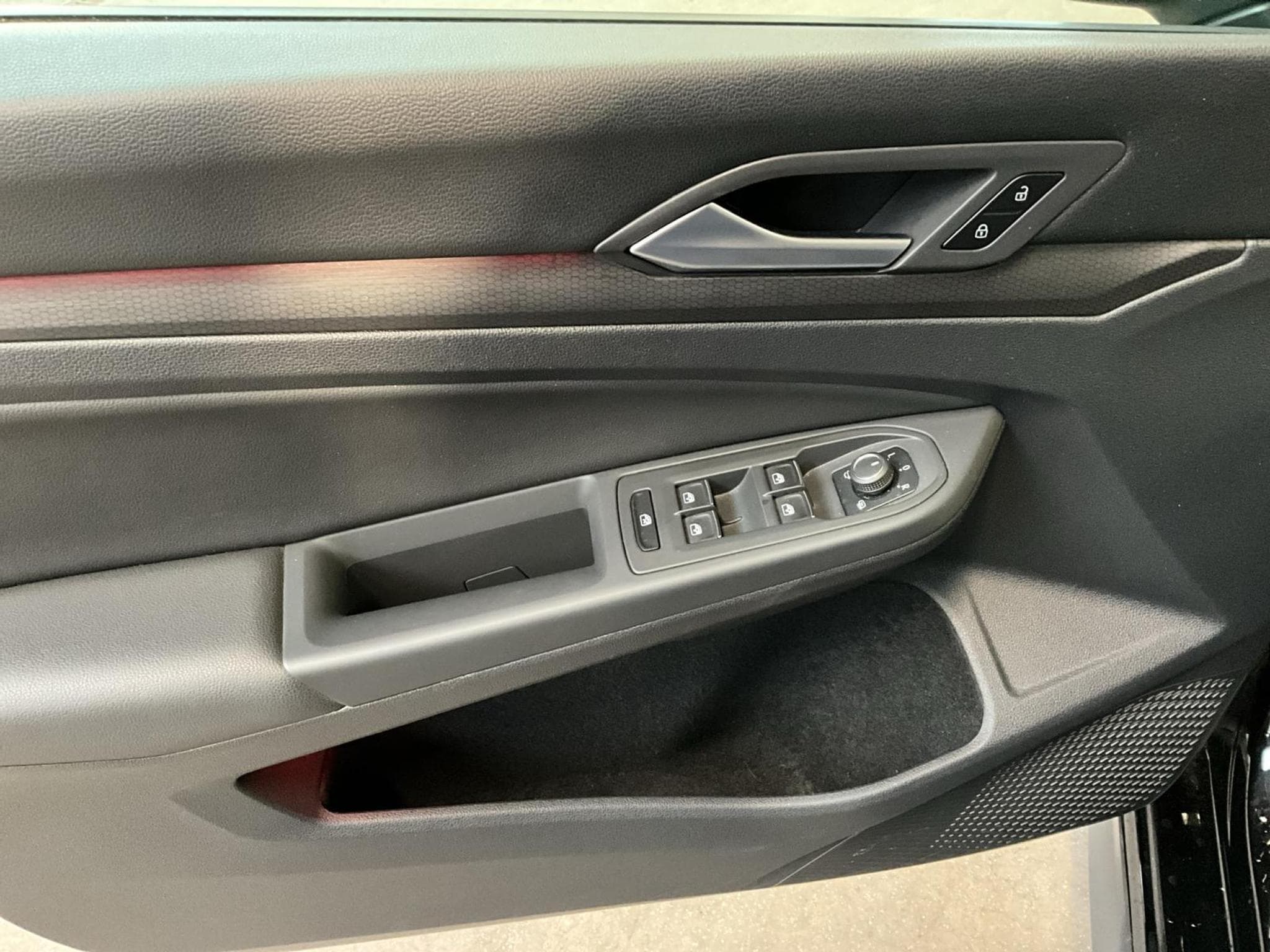 VW Golf GTI-Clubsport+DSG+Pano+RearView (2022) - Photo 14