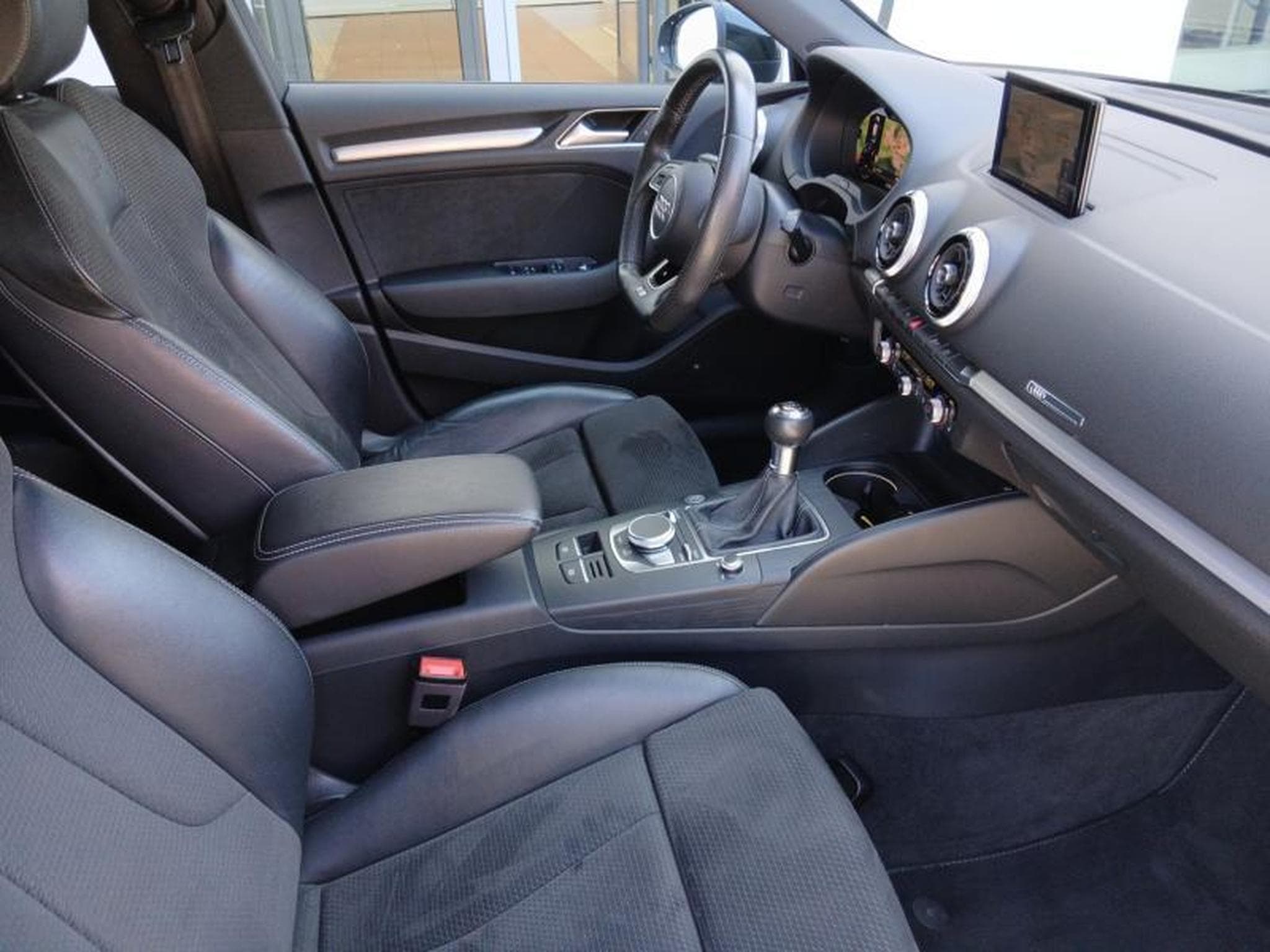 Audi A3 Sportback Sport 35 TDI 6-Gang (2021) - Foto 9