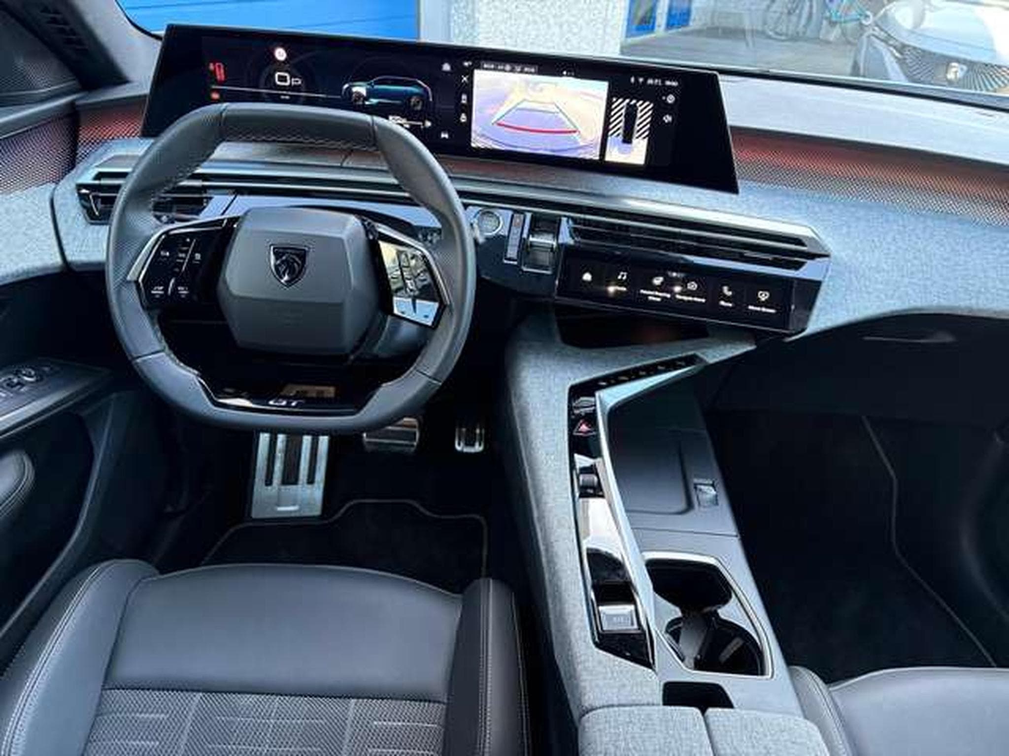 Peugeot 5008 5008 1.2 Turbo MHEV GT 7pl. (2025) - Foto 4