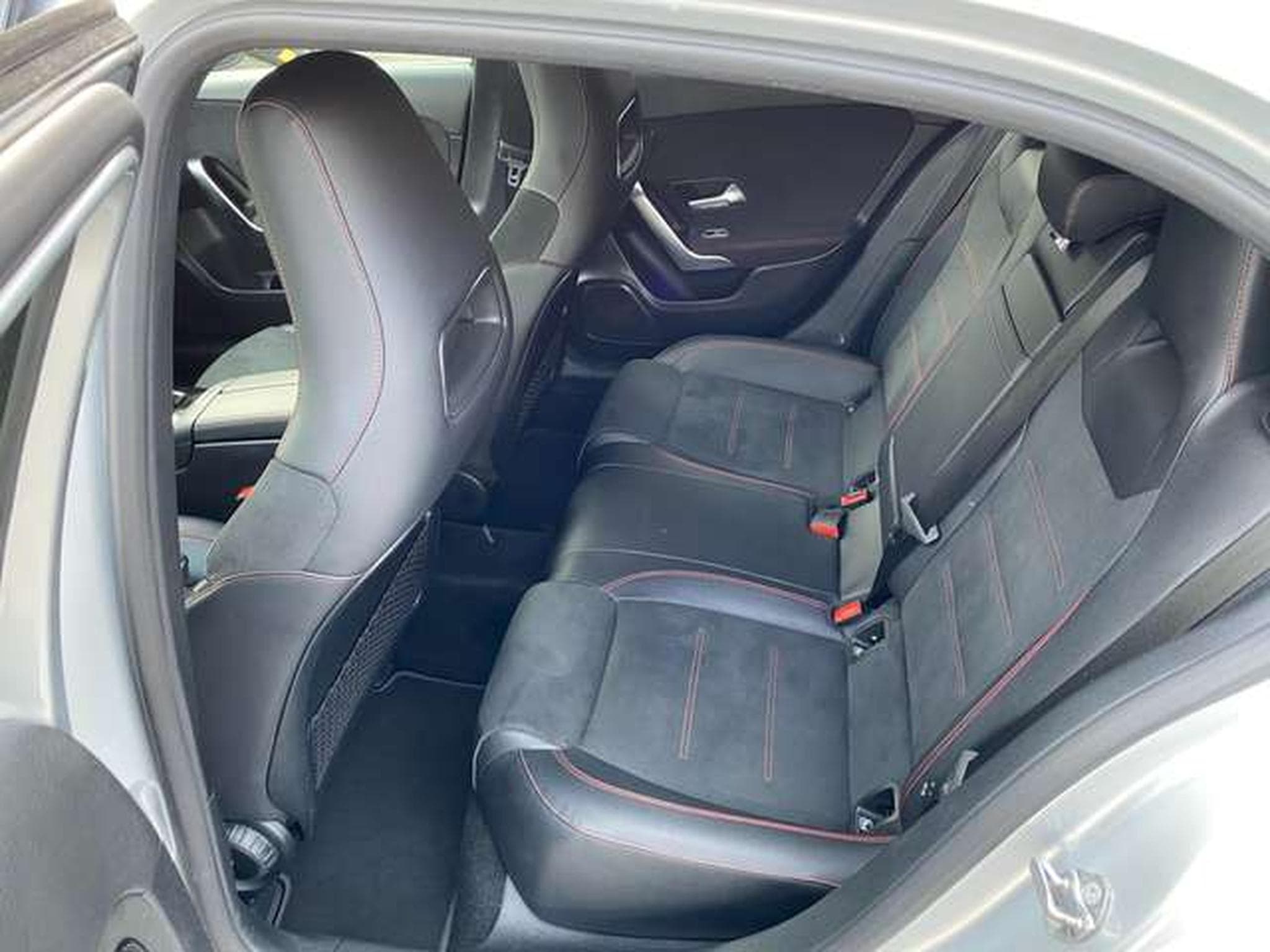 Mercedes A 180 A 180 d 8G-DCT AMG Line jusqu'à 48mois garantie (2021) - Foto 15