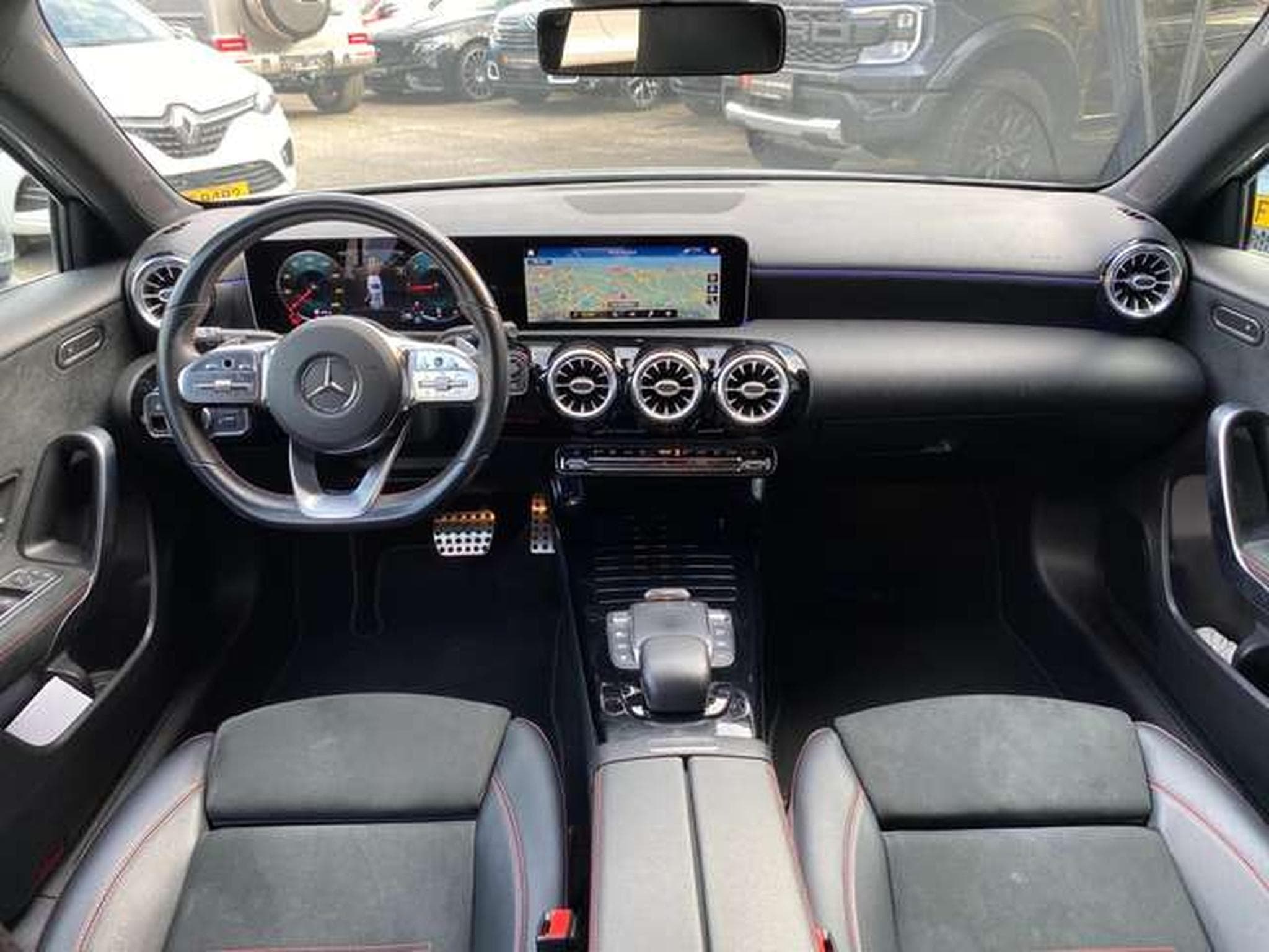 Mercedes A 180 A 180 d 8G-DCT AMG Line jusqu'à 48mois garantie (2021) - Foto 16