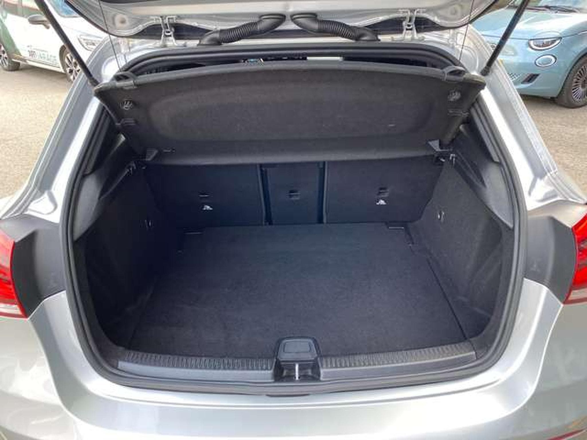 Mercedes A 180 A 180 d 8G-DCT AMG Line jusqu'à 48mois garantie (2021) - Foto 17