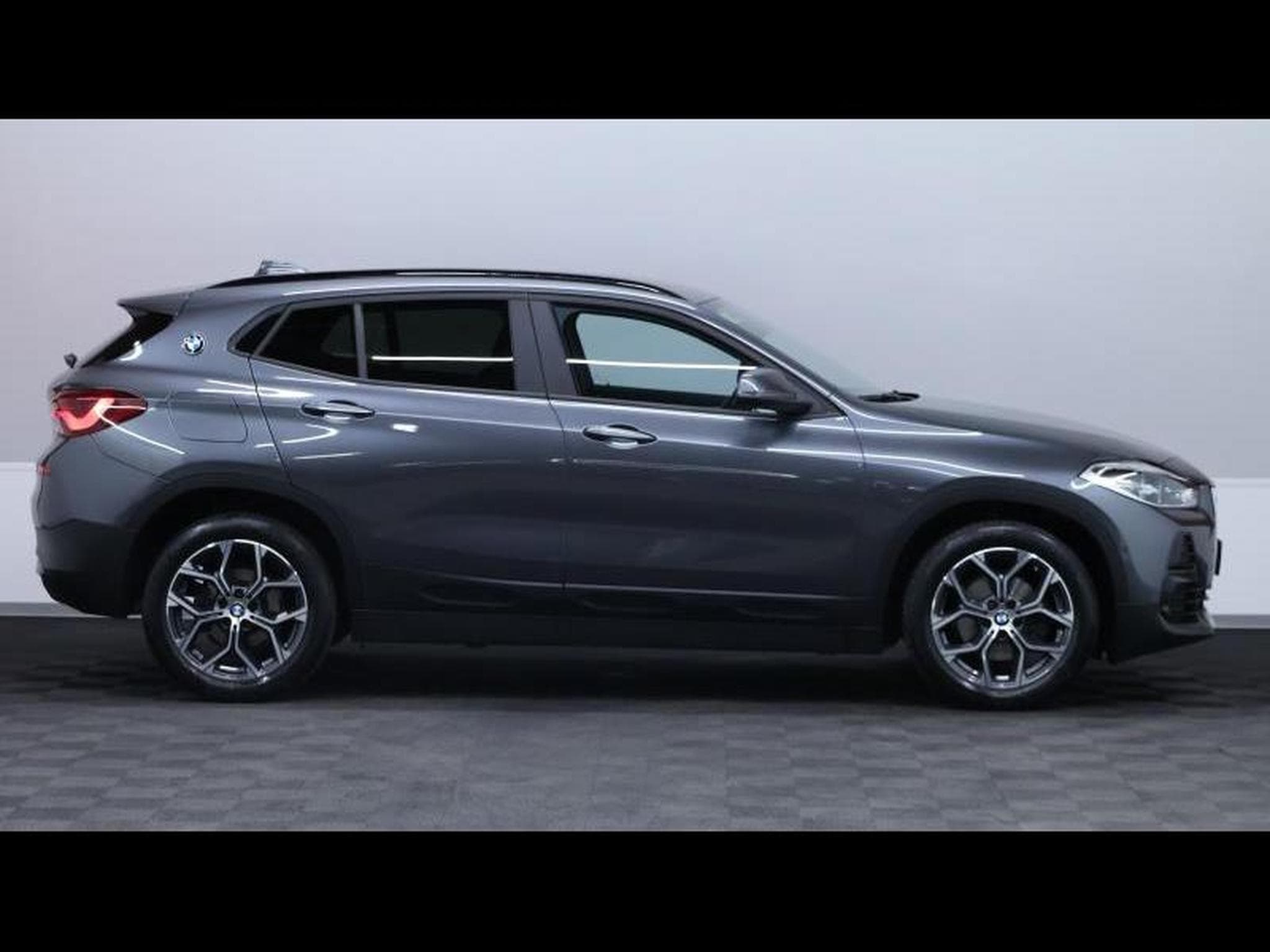 BMW X2 18i Advantage Steptronic (2021) - Photo 4