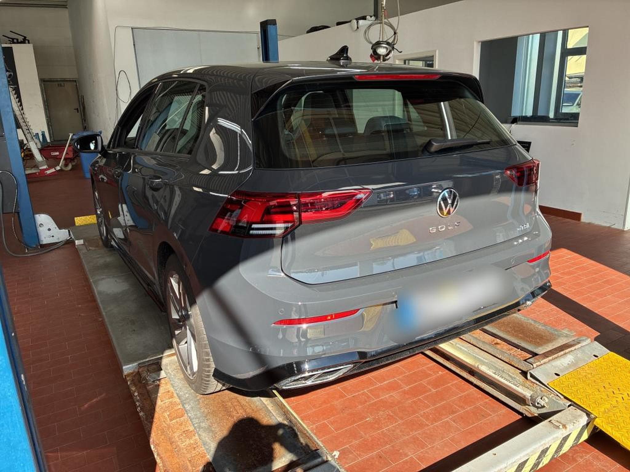 VW Golf R-Line 1.5 TSI 130 CV DSG7 *CAMERA* CARPLAY* (2024) - Photo 3