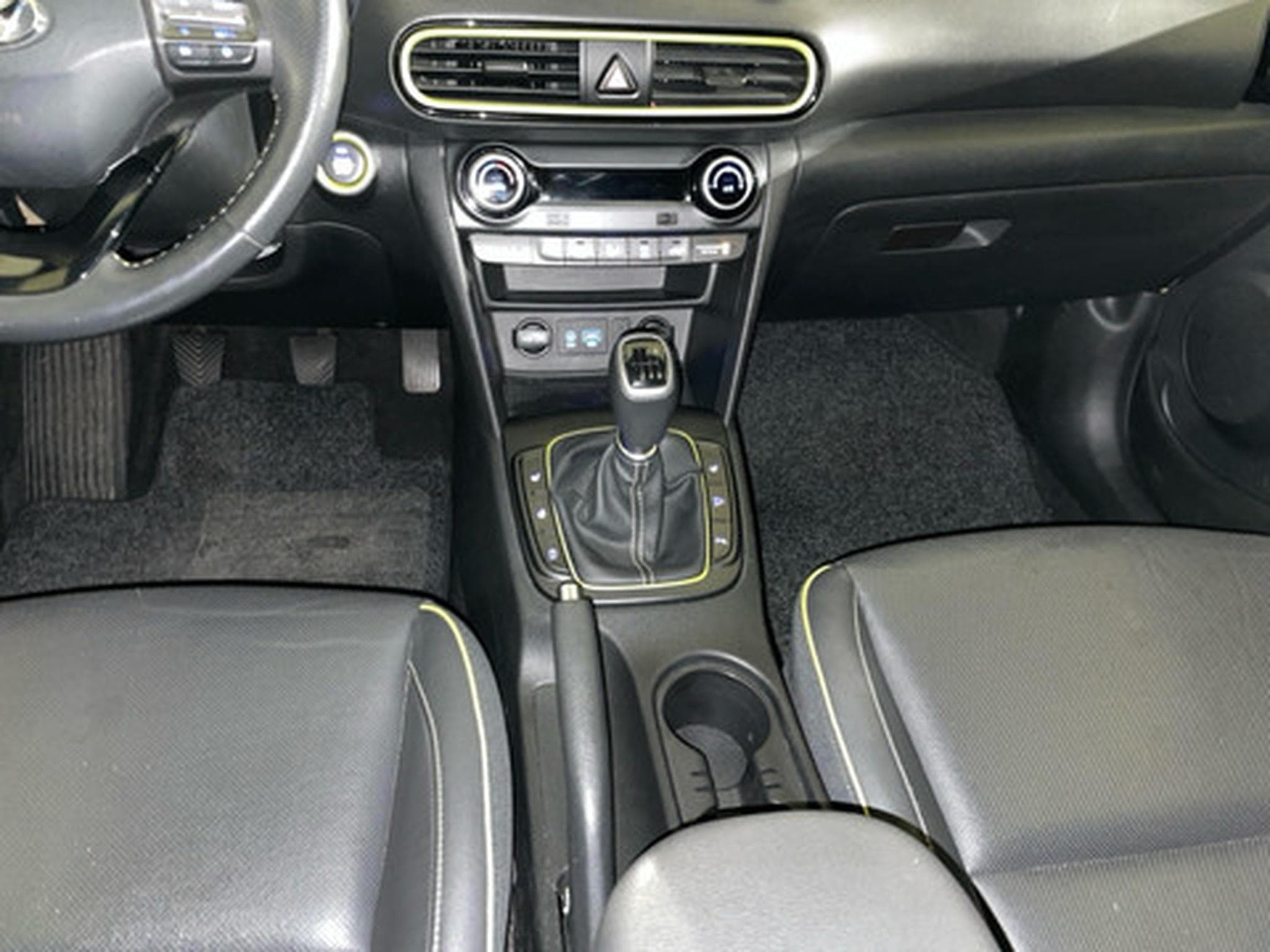 Hyundai Kona 1.0 T-GDI Techno 48V (2026) - Photo 10